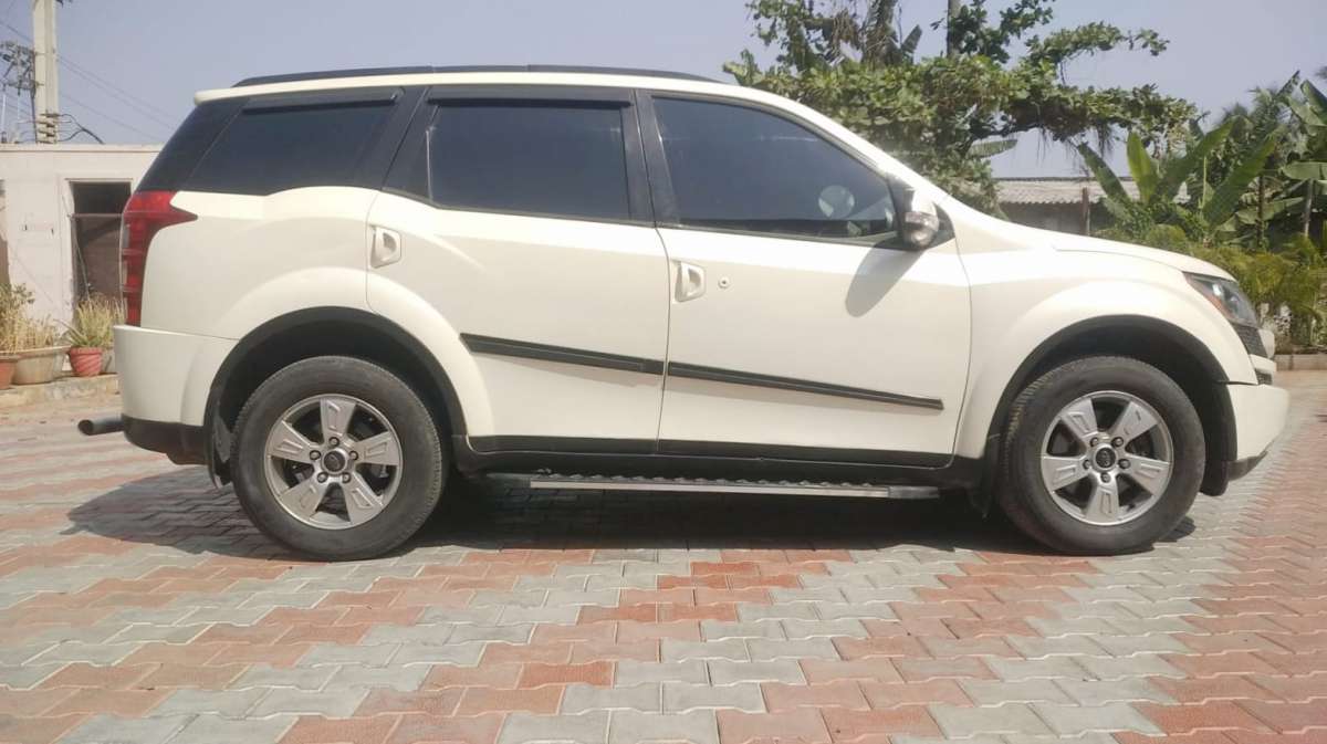 Mahindra XUV500 - Image 5
