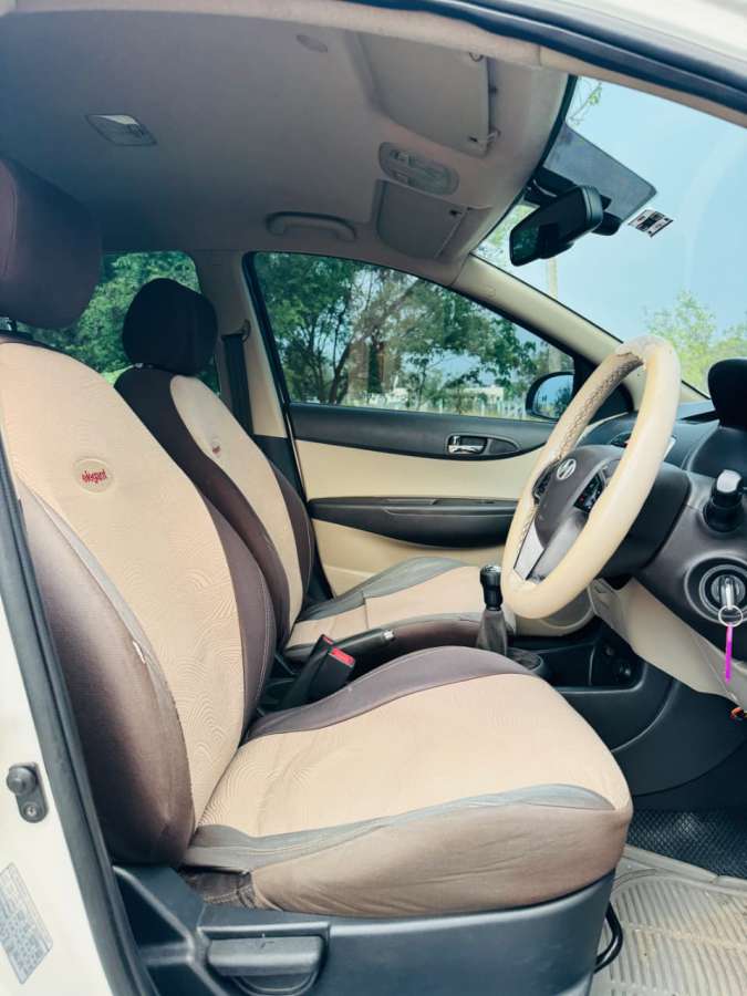 Hyundai i20 - Image 5