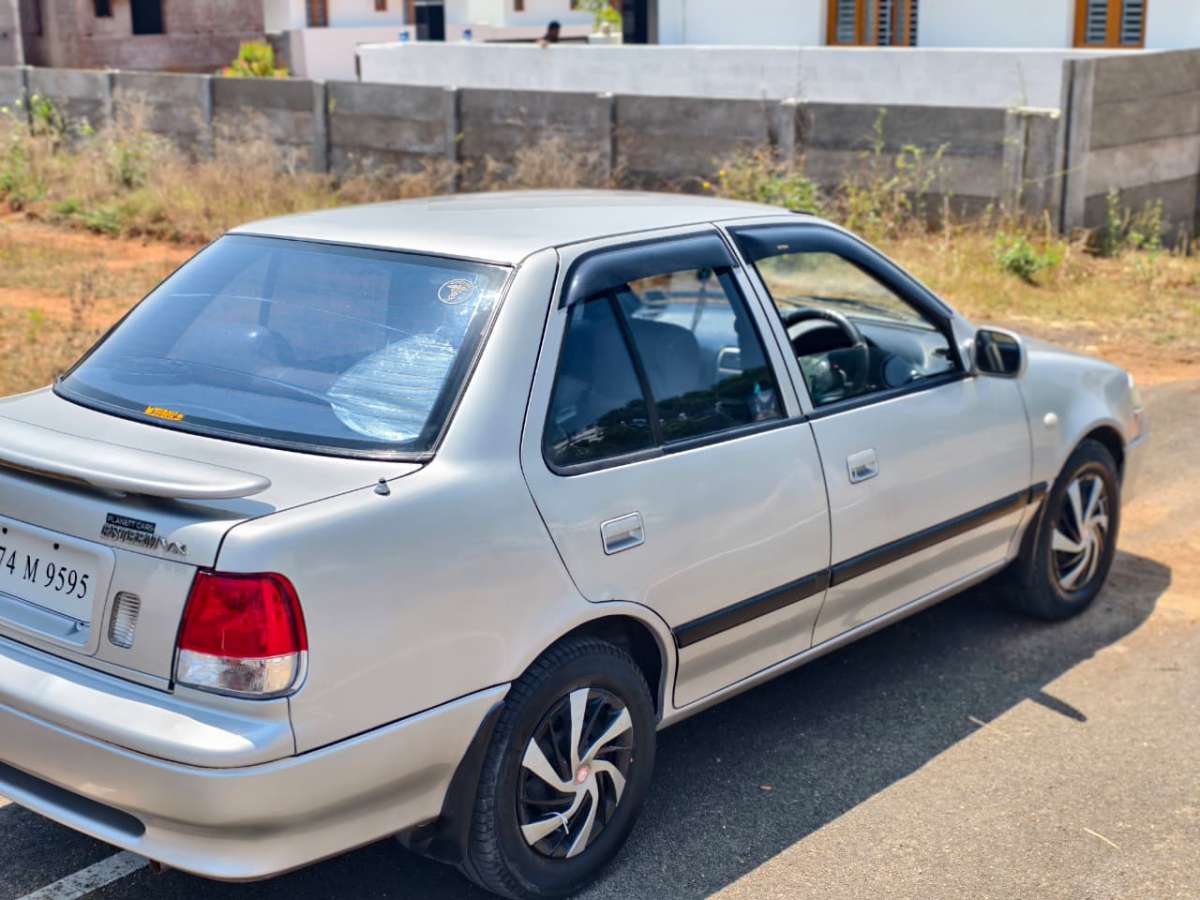 Maruti Suzuki Esteem - Image 9