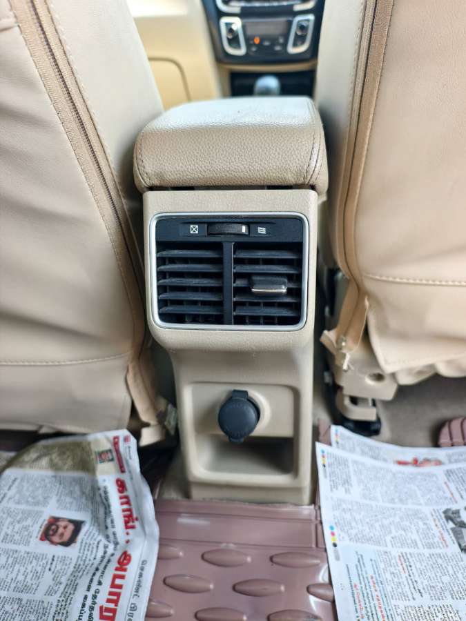 Maruti Suzuki Ciaz - Image 8