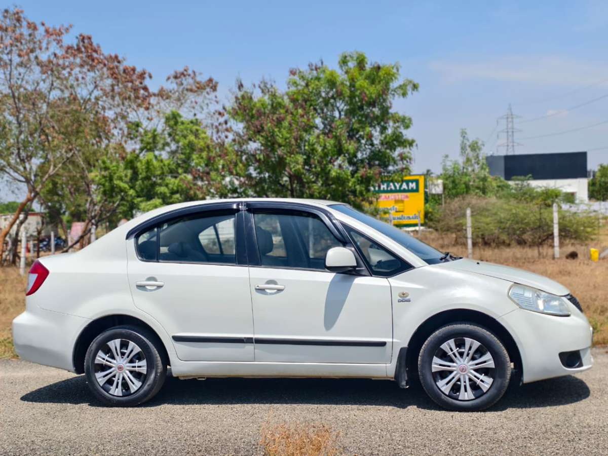 Maruti Suzuki SX4 - Image 2
