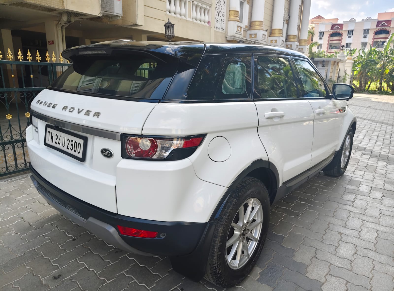 Land Rover Range Rover - Image 3