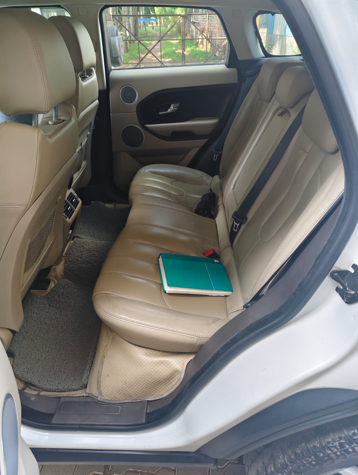 Land Rover Range Rover - Image 7