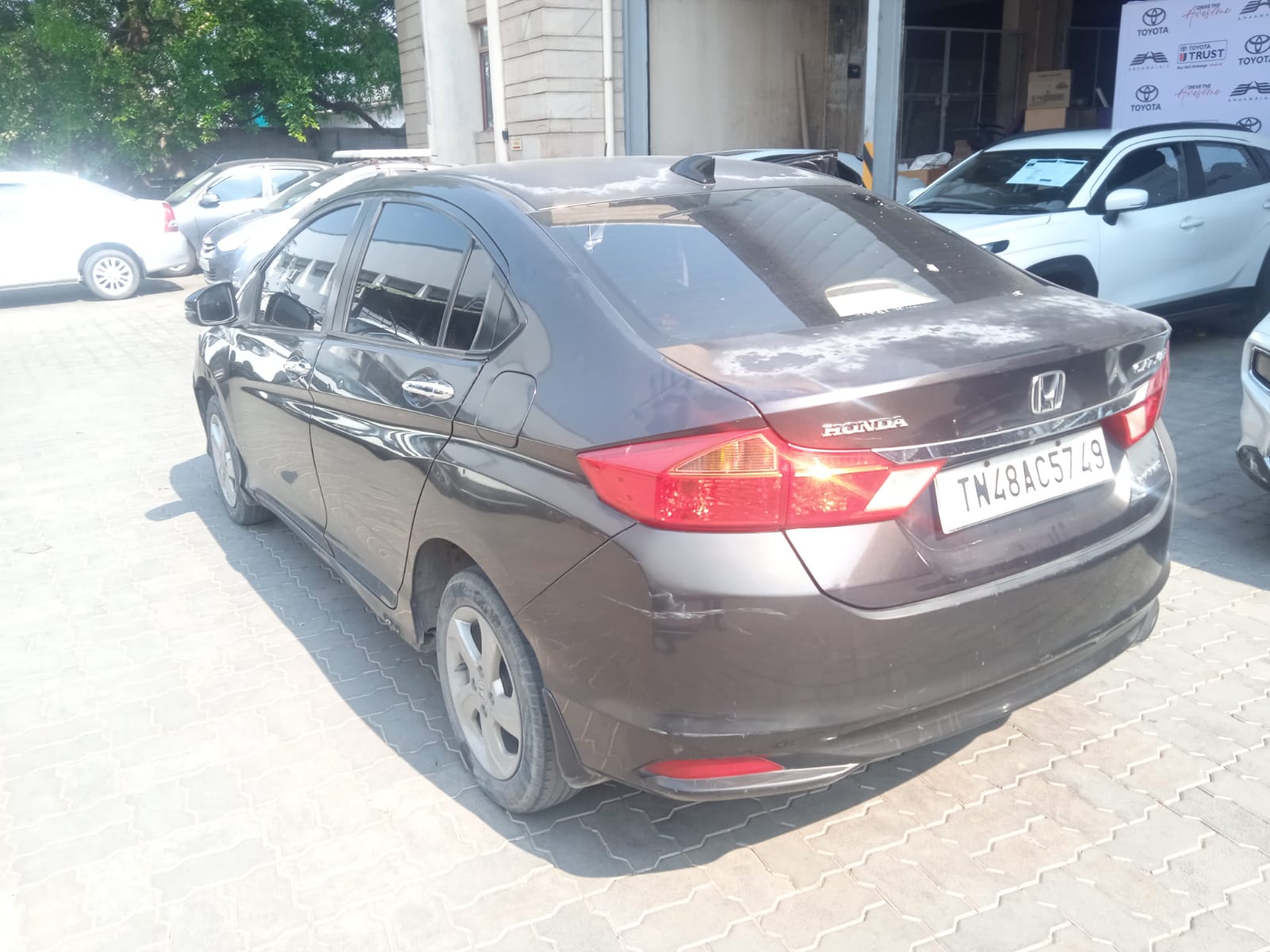 Honda City - Image 2