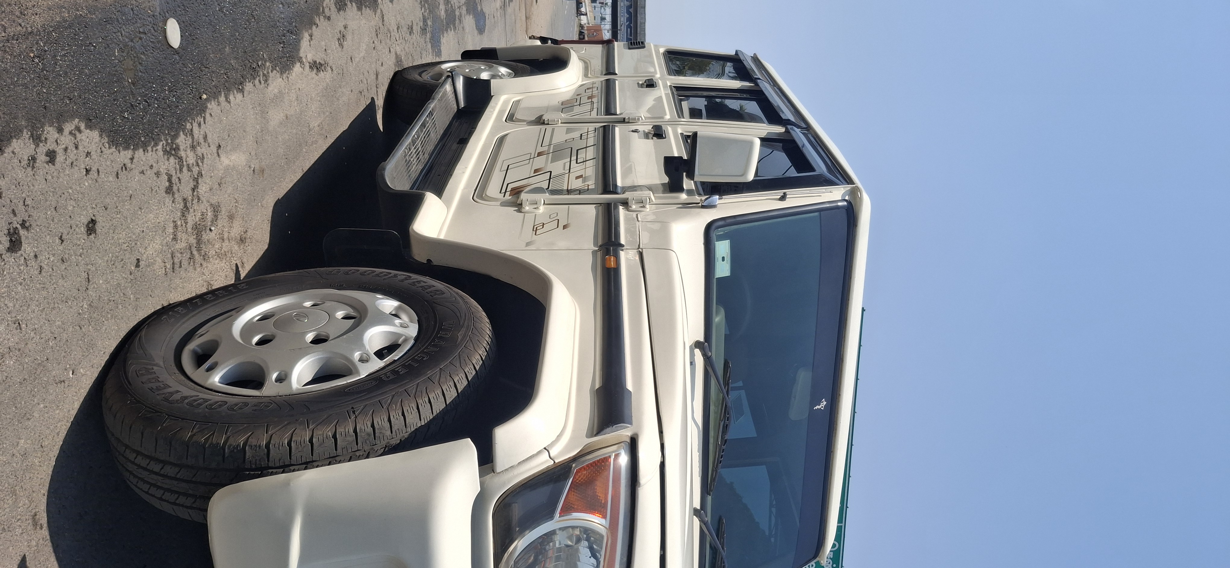 Mahindra Bolero - Image 7