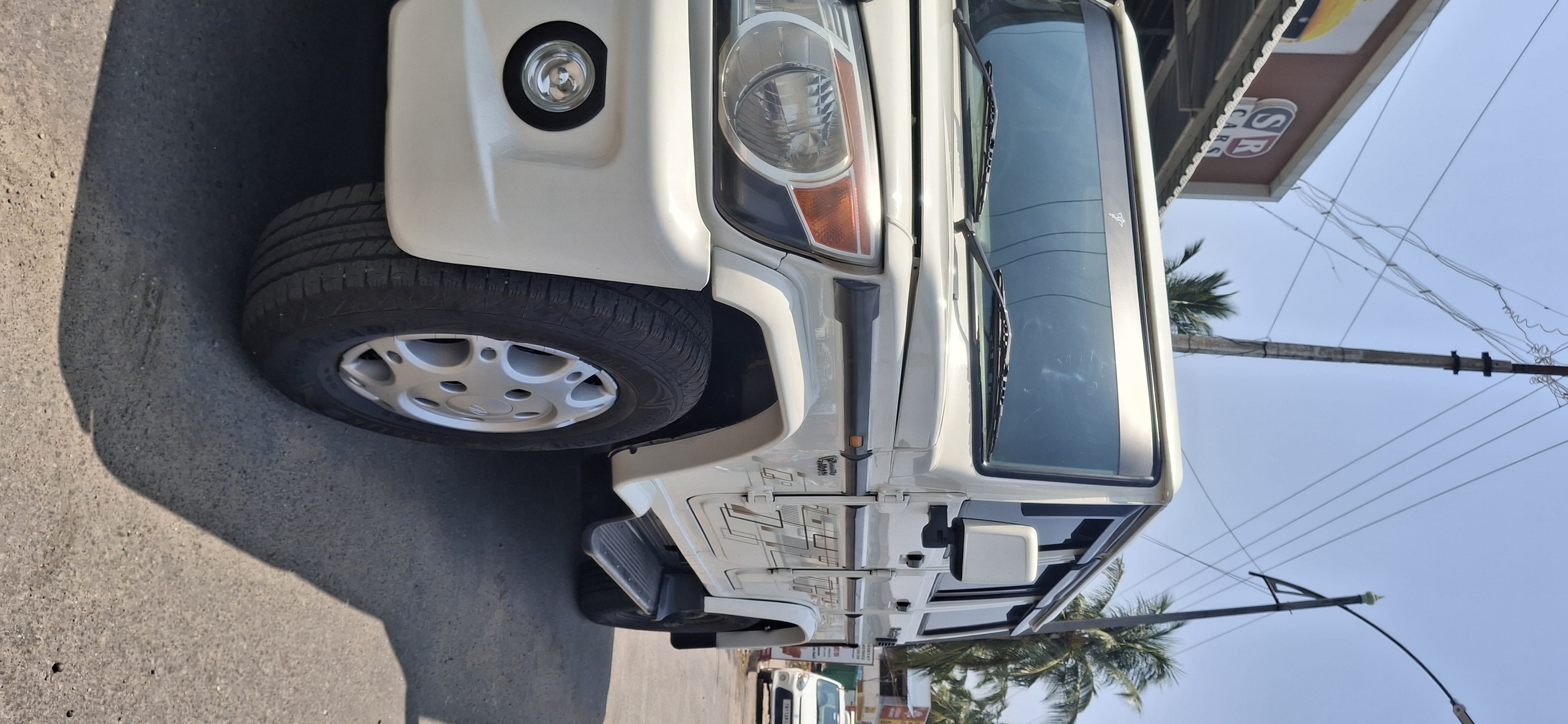 Mahindra Bolero - Image 8