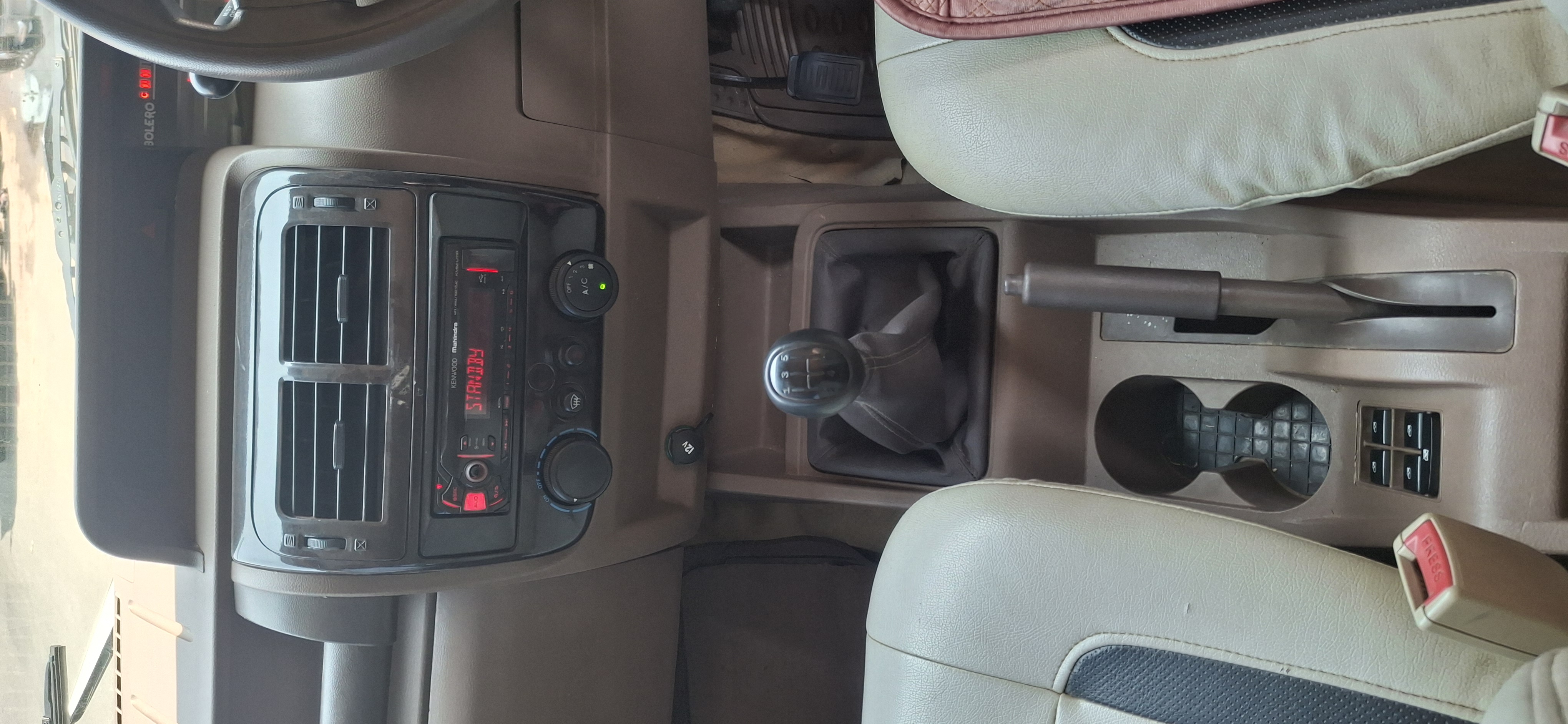 Mahindra Bolero - Image 15