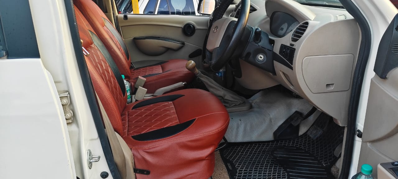 Mahindra Xylo - Image 6