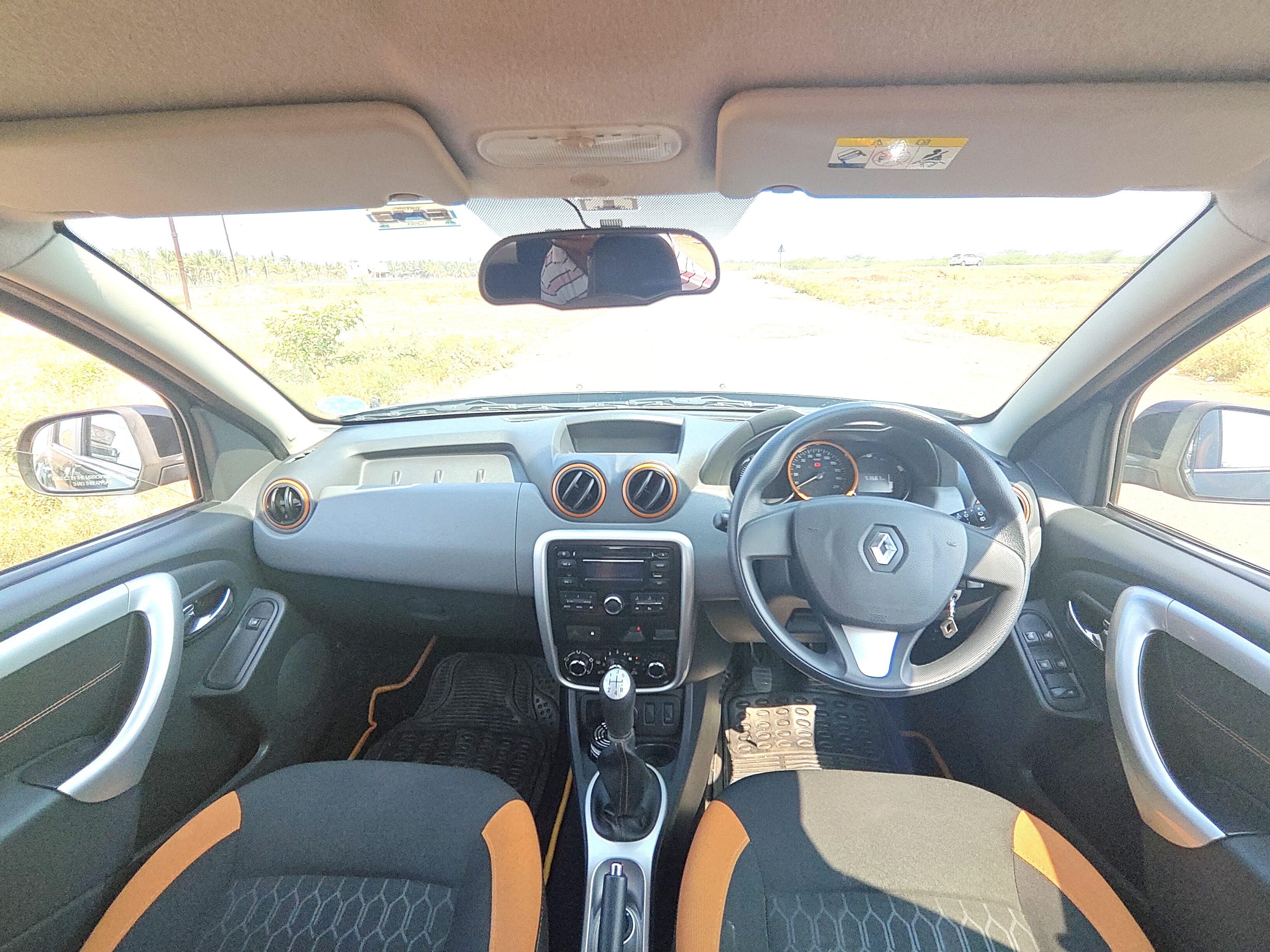 Renault Duster - Image 5