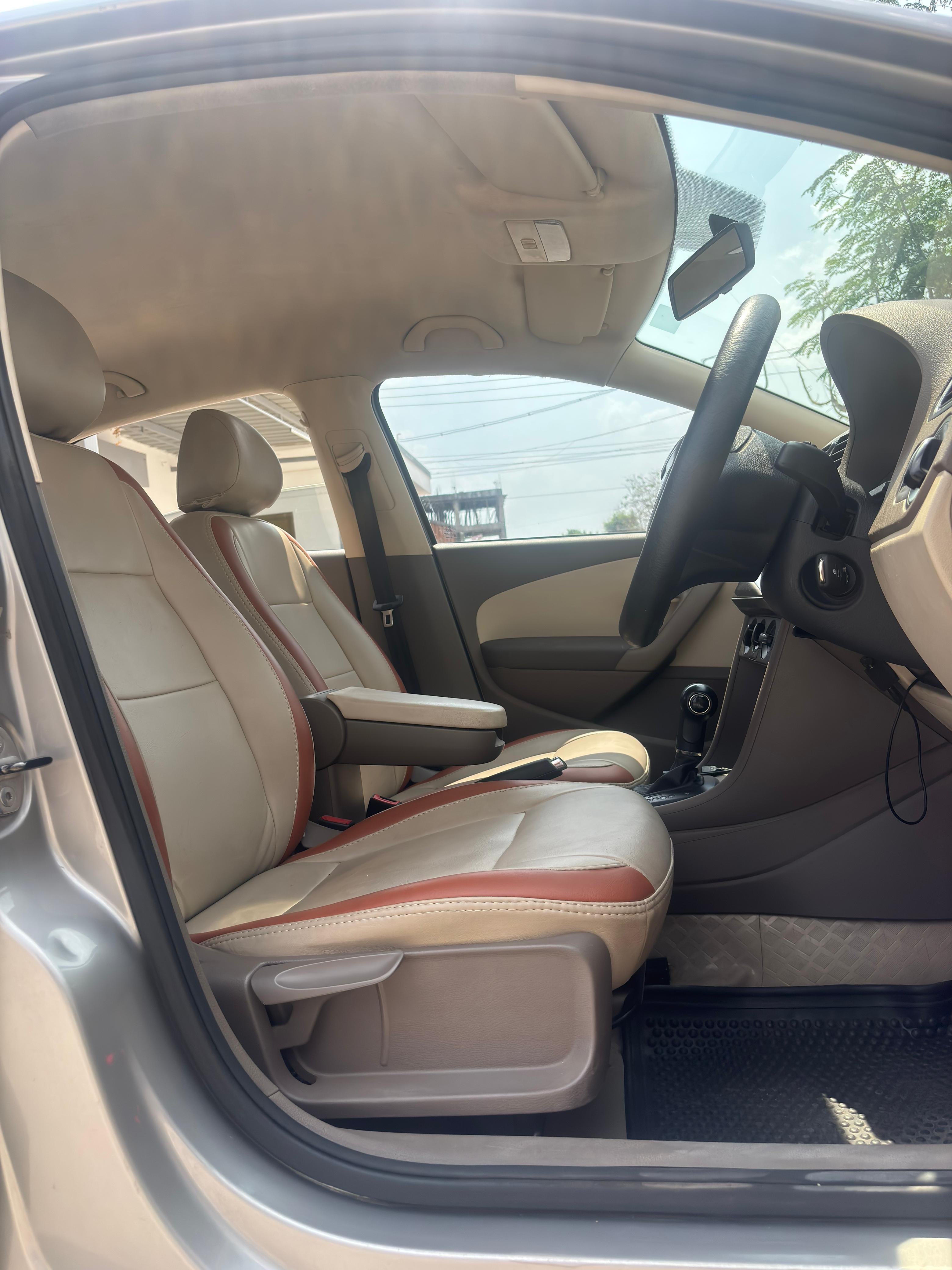 Skoda Rapid - Image 6