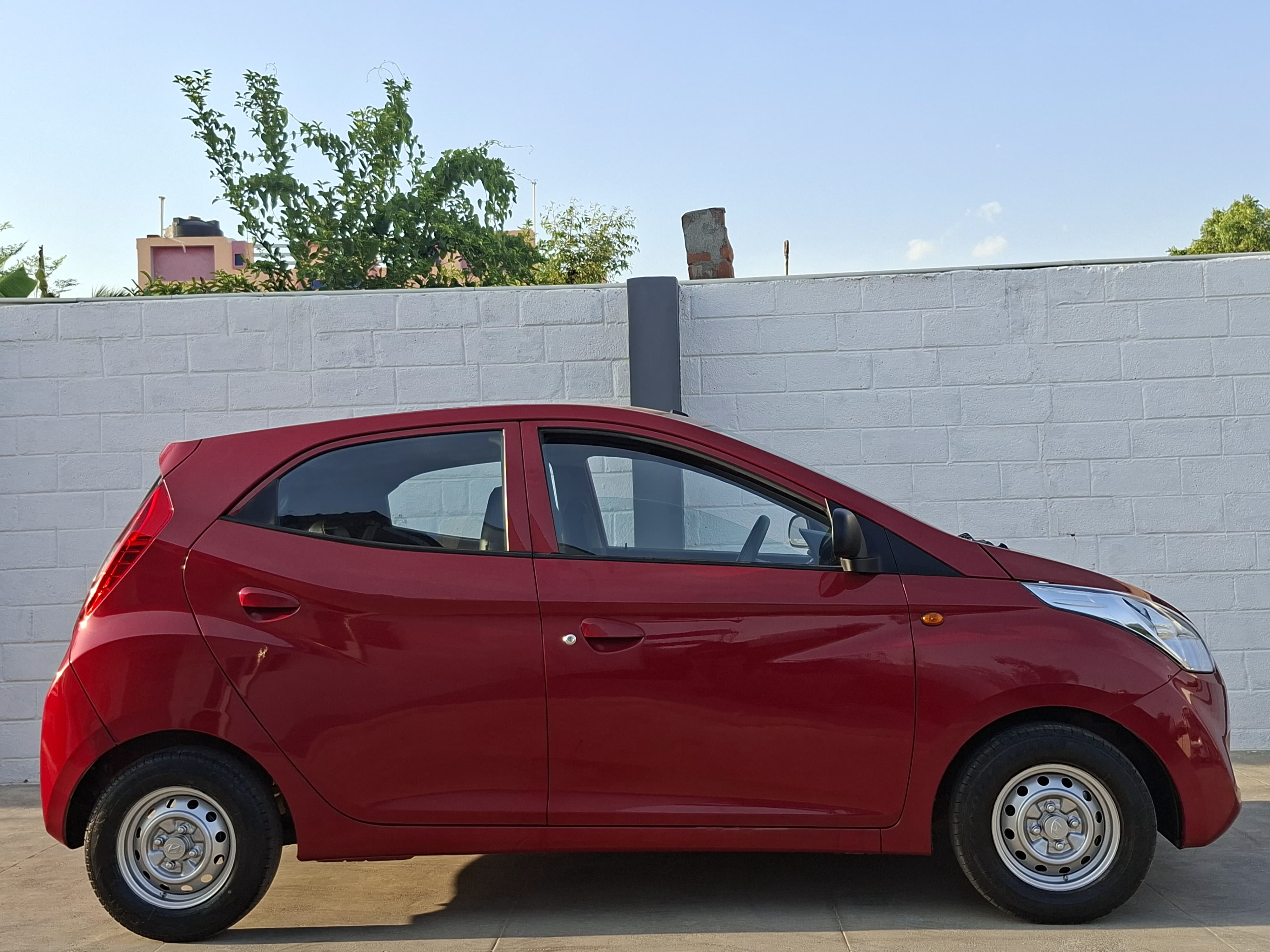 Hyundai Eon - Image 4