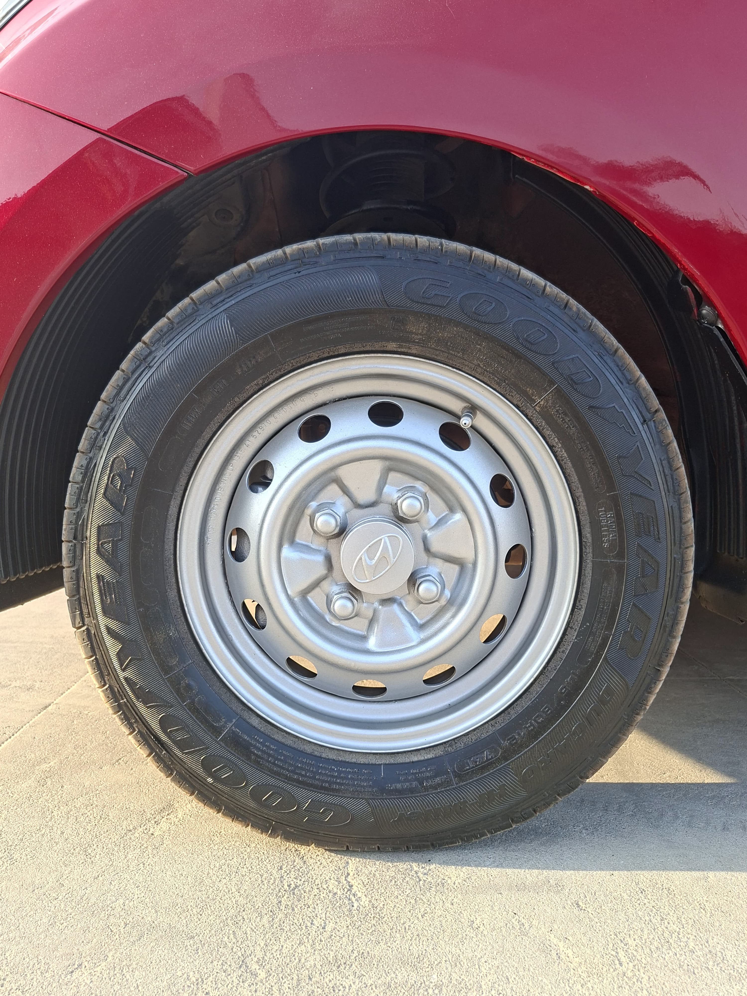 Hyundai Eon - Image 8