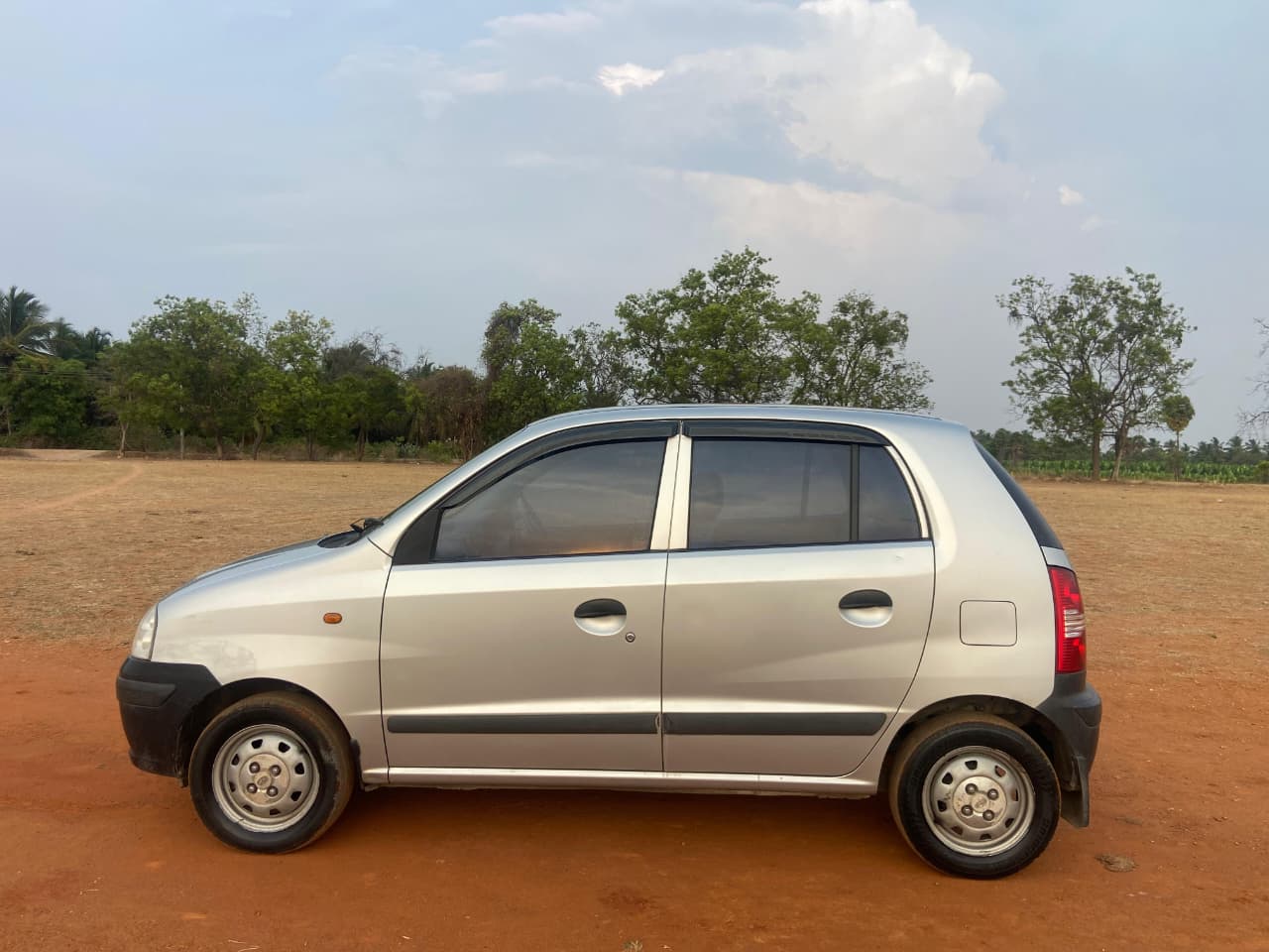 Hyundai Santro - Image 2