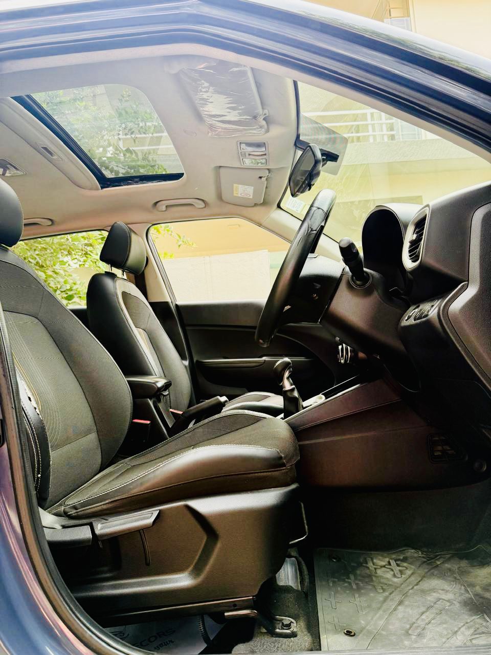 Hyundai Venue - Image 5