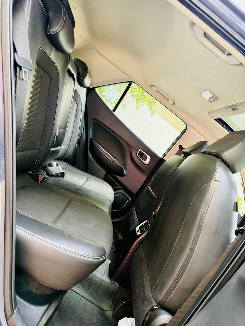 Hyundai Venue - Image 7