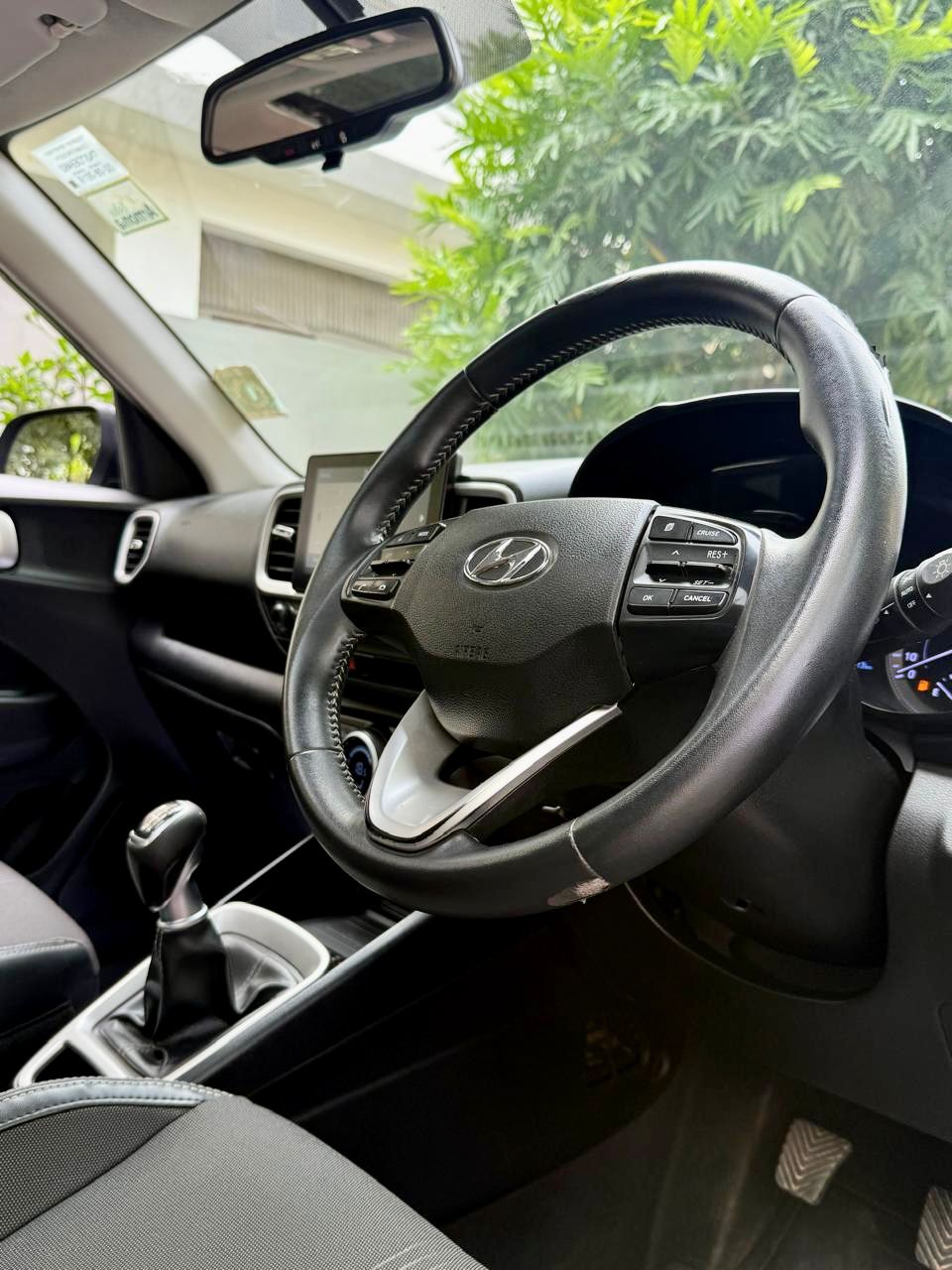 Hyundai Venue - Image 6