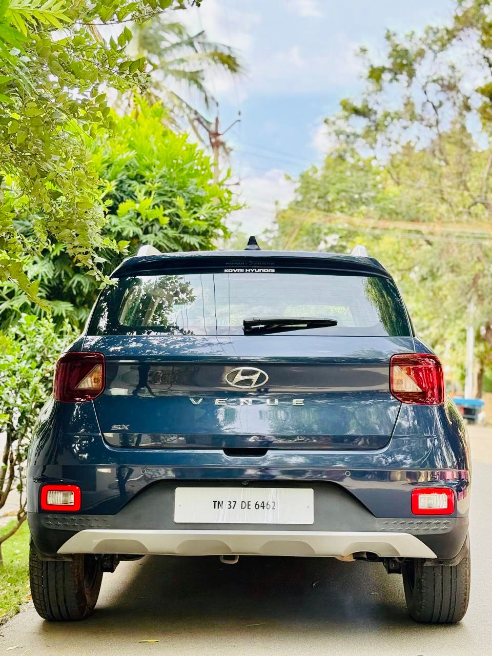 Hyundai Venue - Image 2