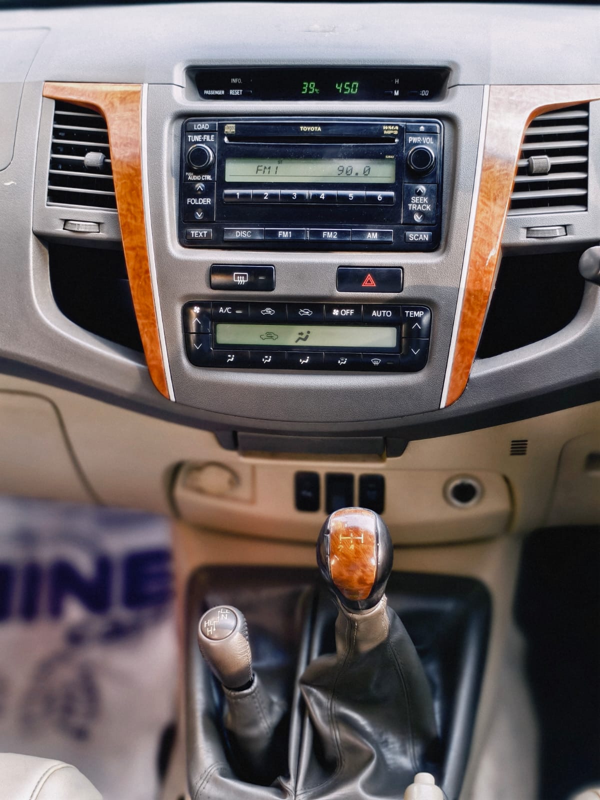 Toyota Fortuner - Image 9