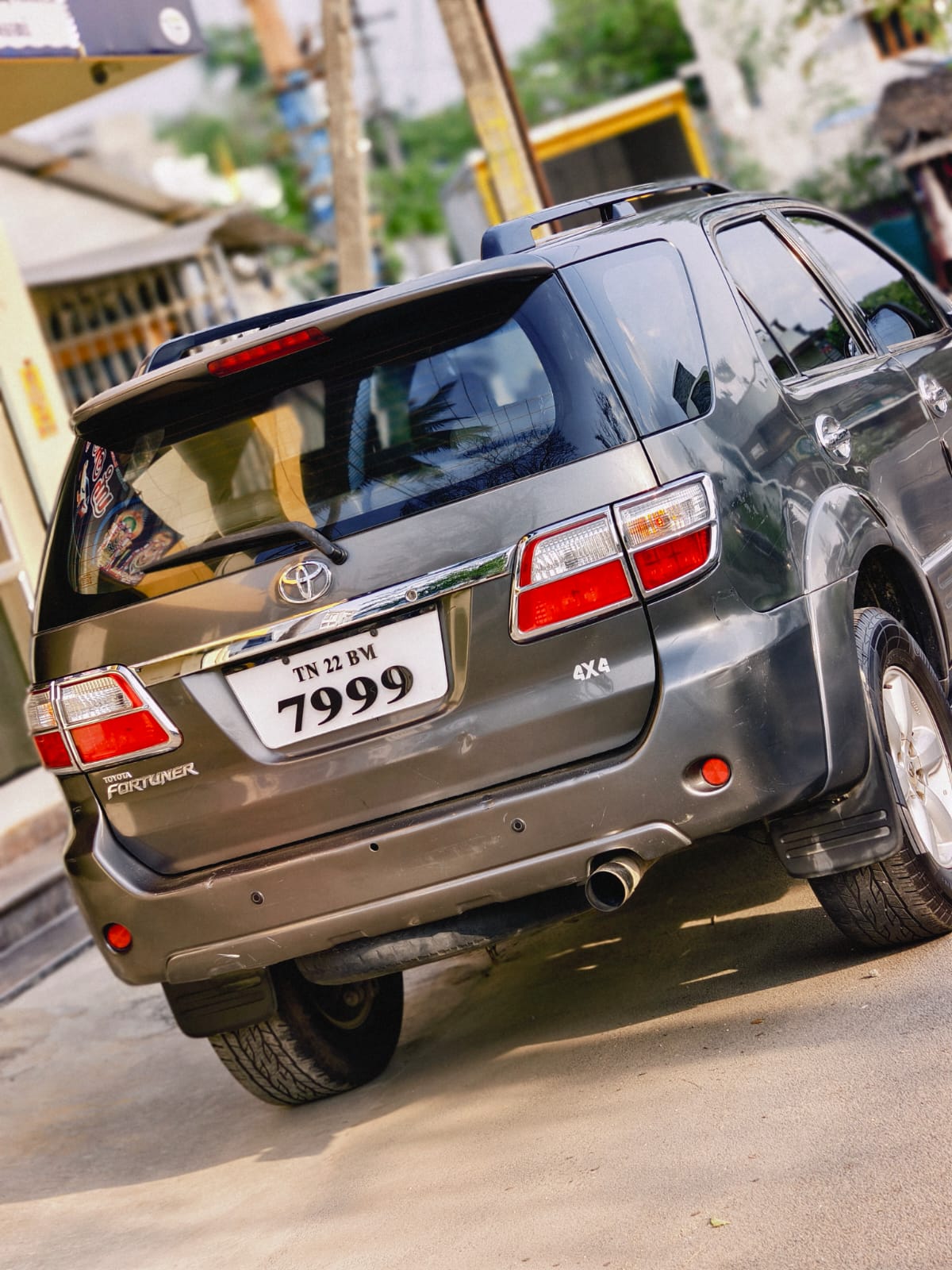 Toyota Fortuner - Image 6