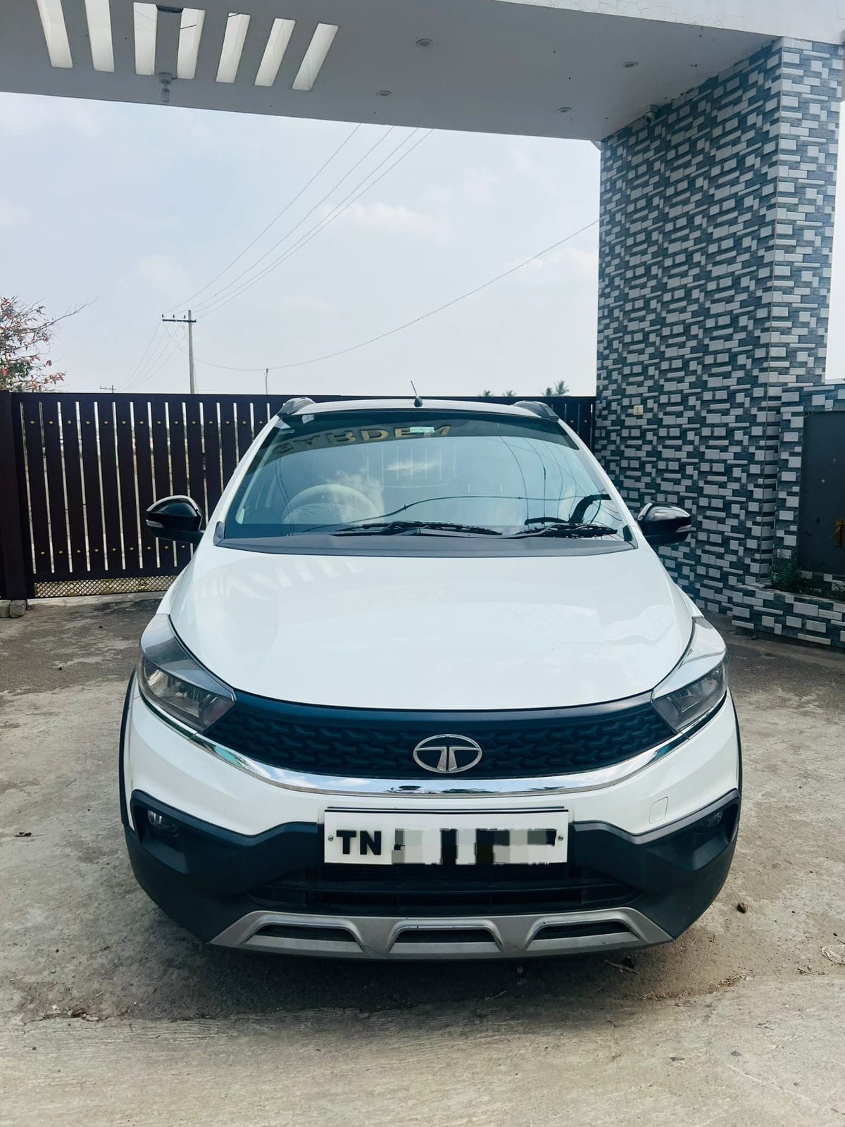 Tata Tiago - Image 1
