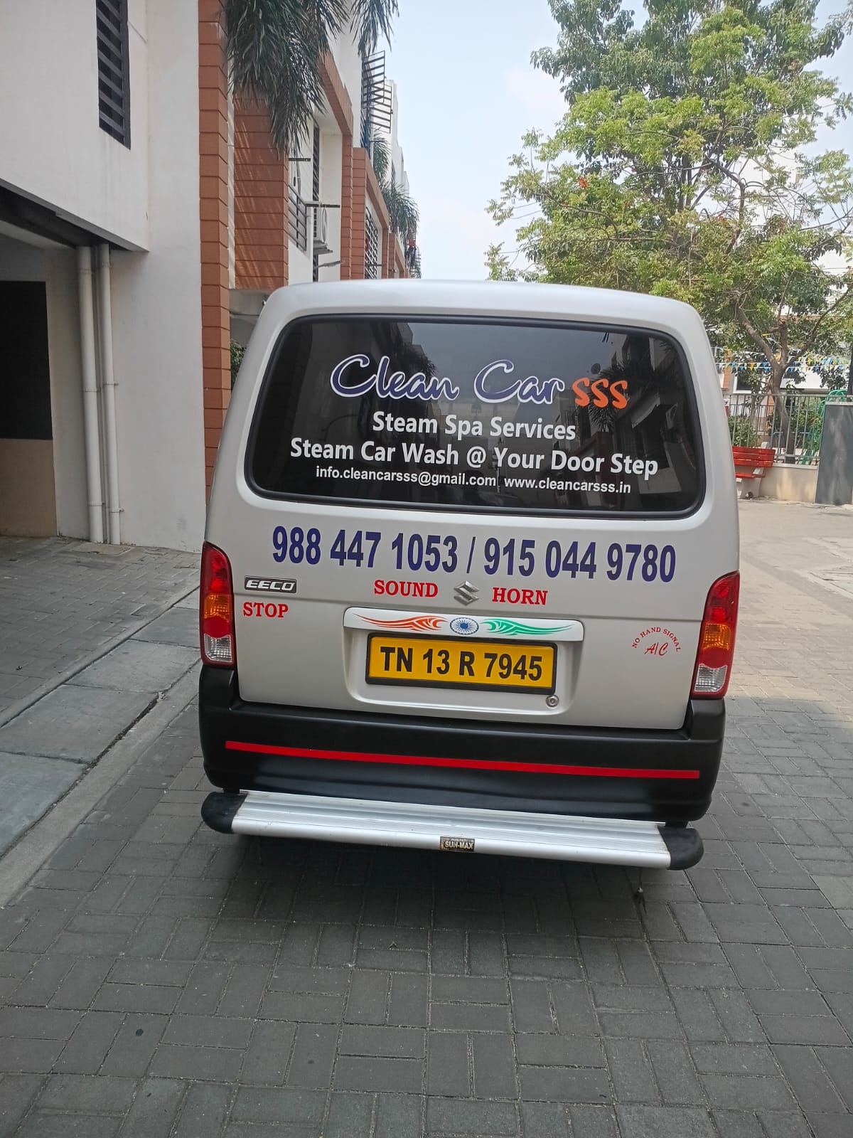 Maruti Suzuki Eeco - Image 3