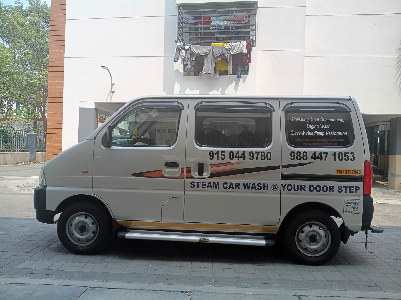 Maruti Suzuki Eeco - Image 2