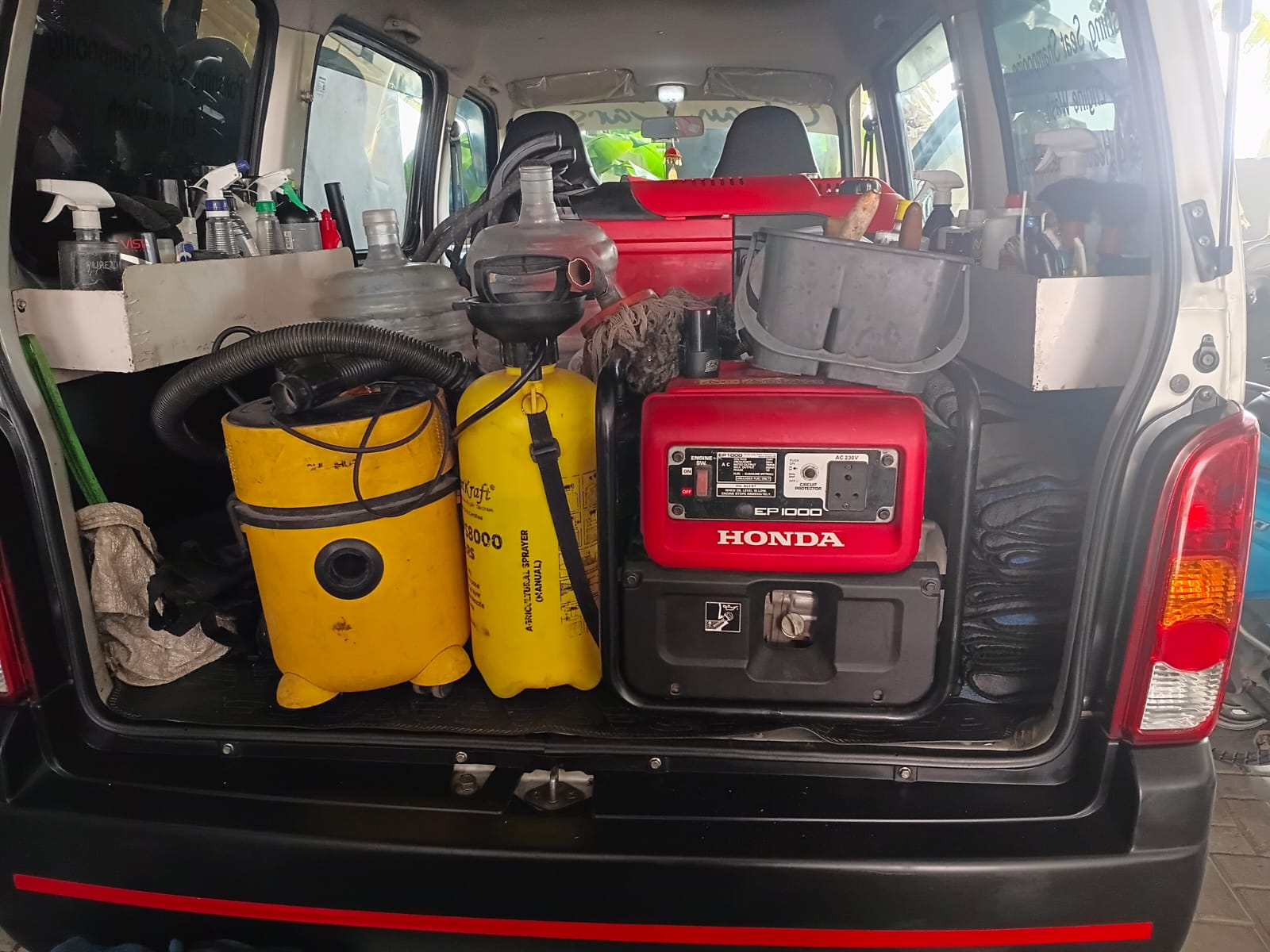 Maruti Suzuki Eeco - Image 4