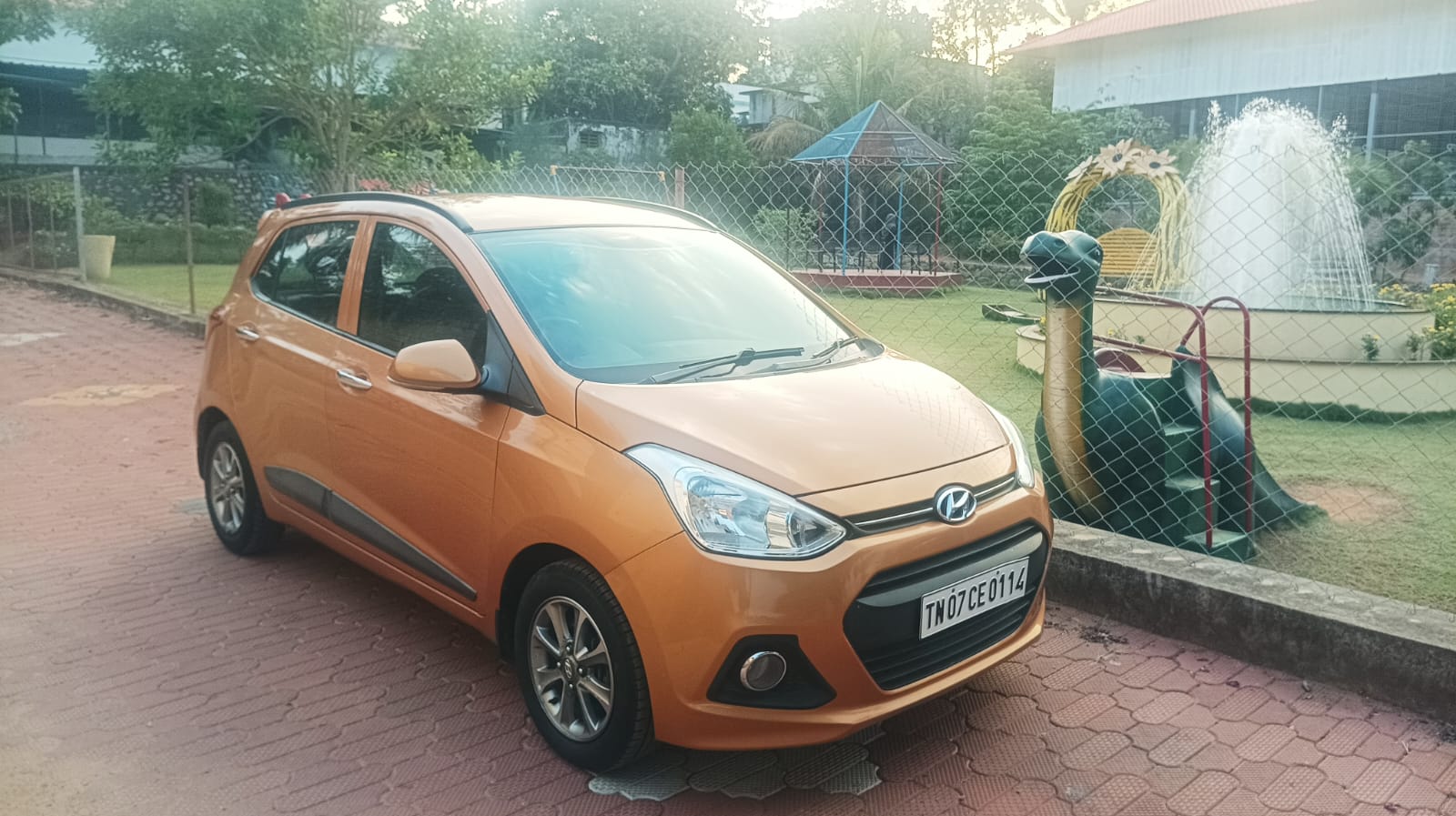 Hyundai i10 - Image 2