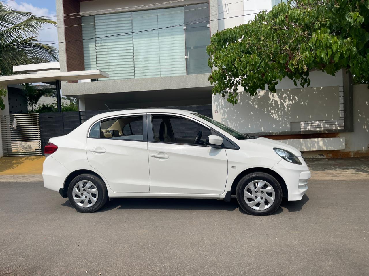 Honda Amaze - Image 3
