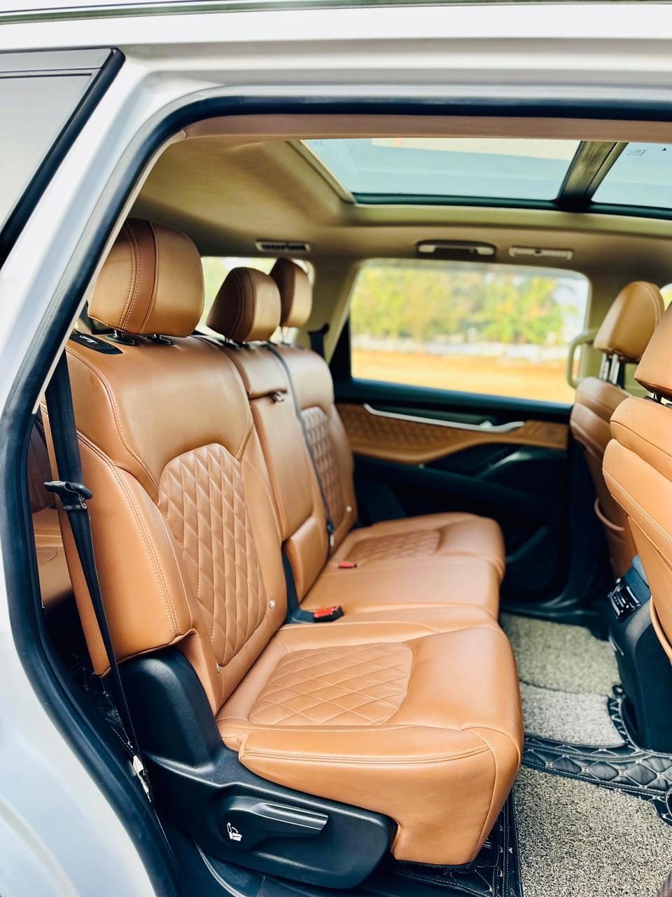 MG Gloster - Image 10