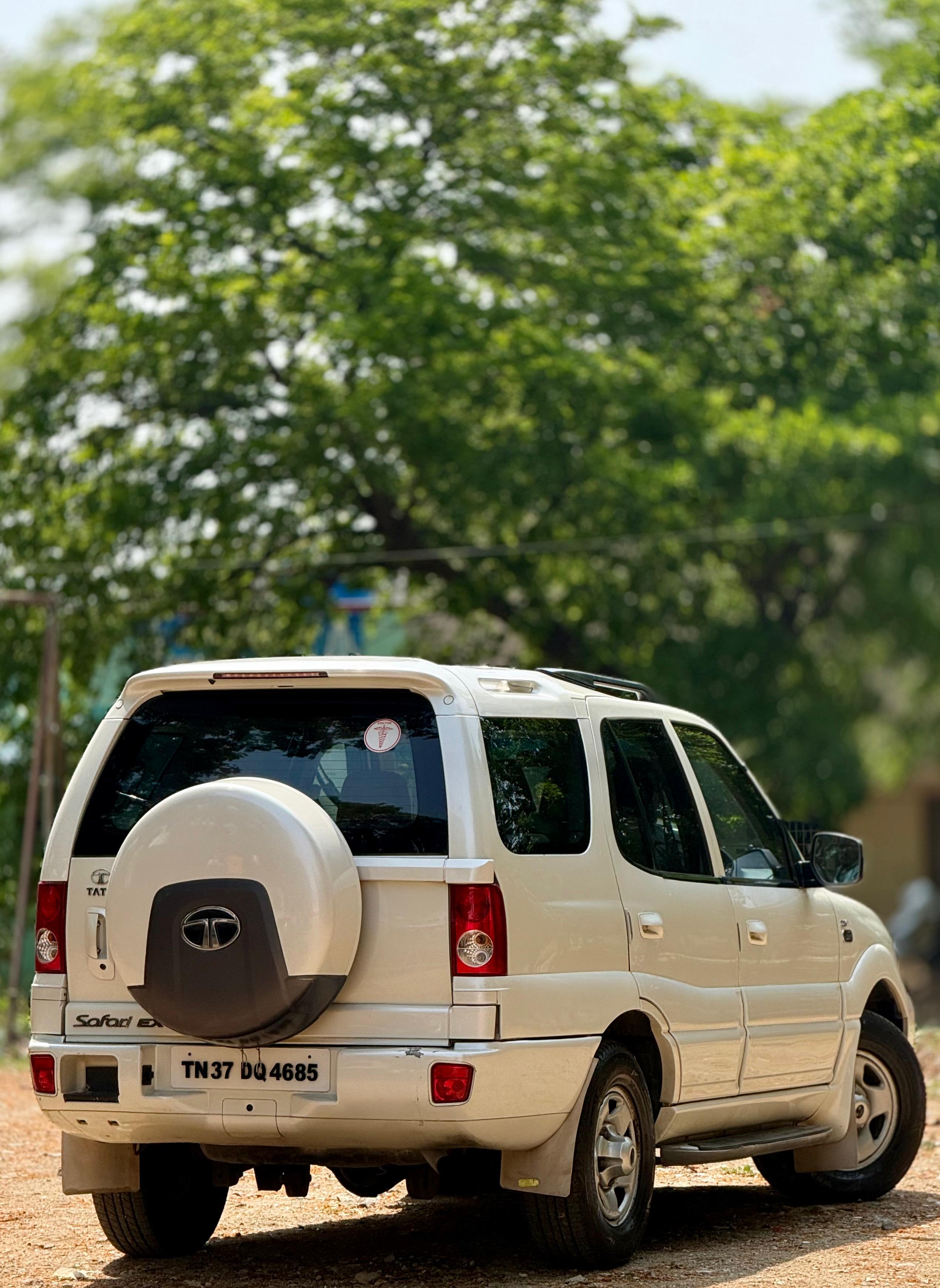 Tata Safari - Image 5