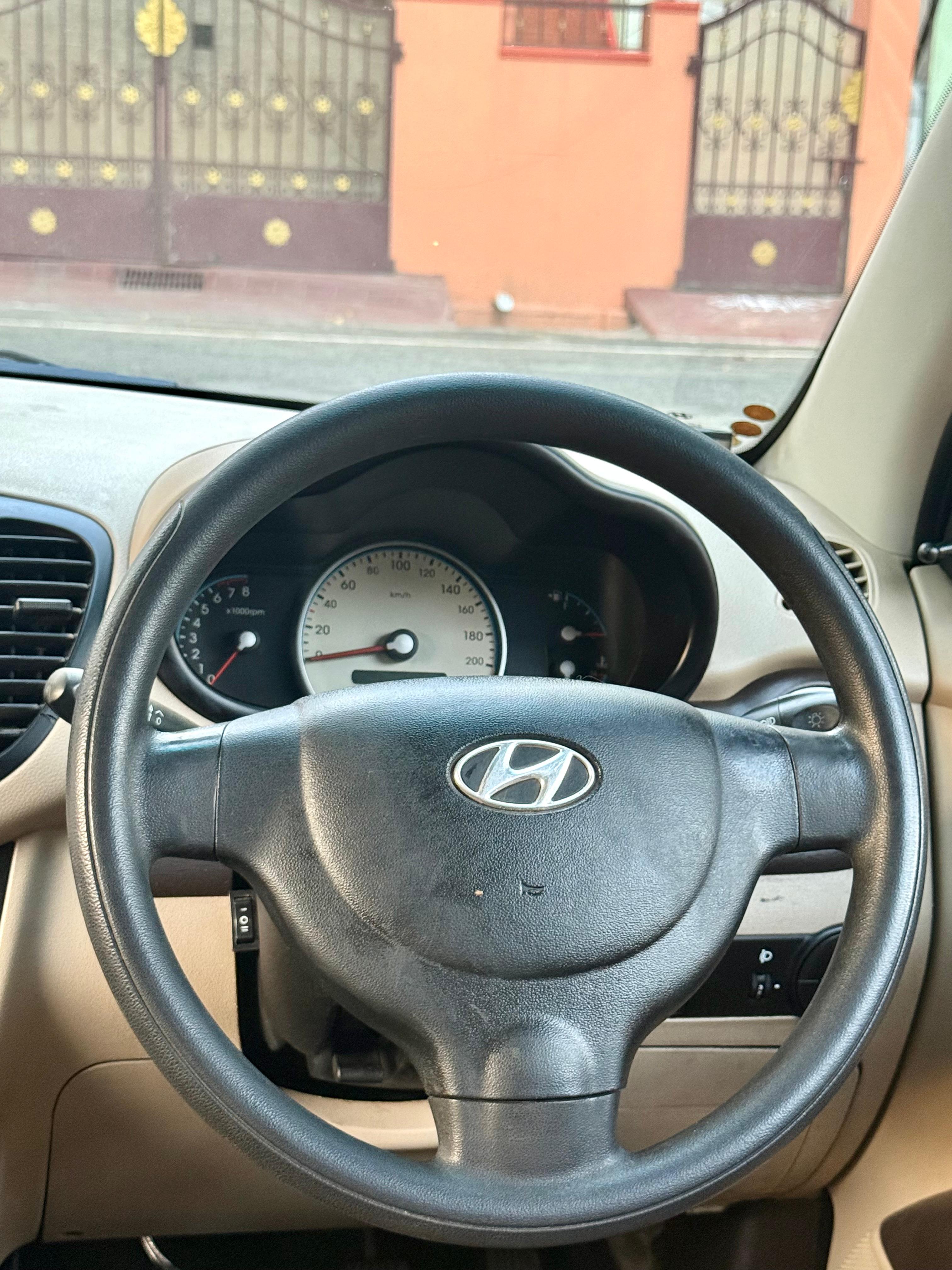 Hyundai i10 - Image 11