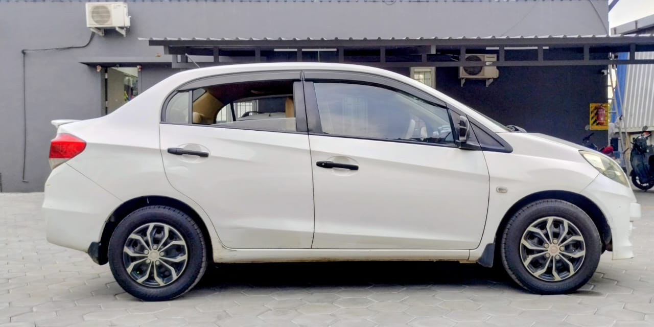 Honda Amaze - Image 10