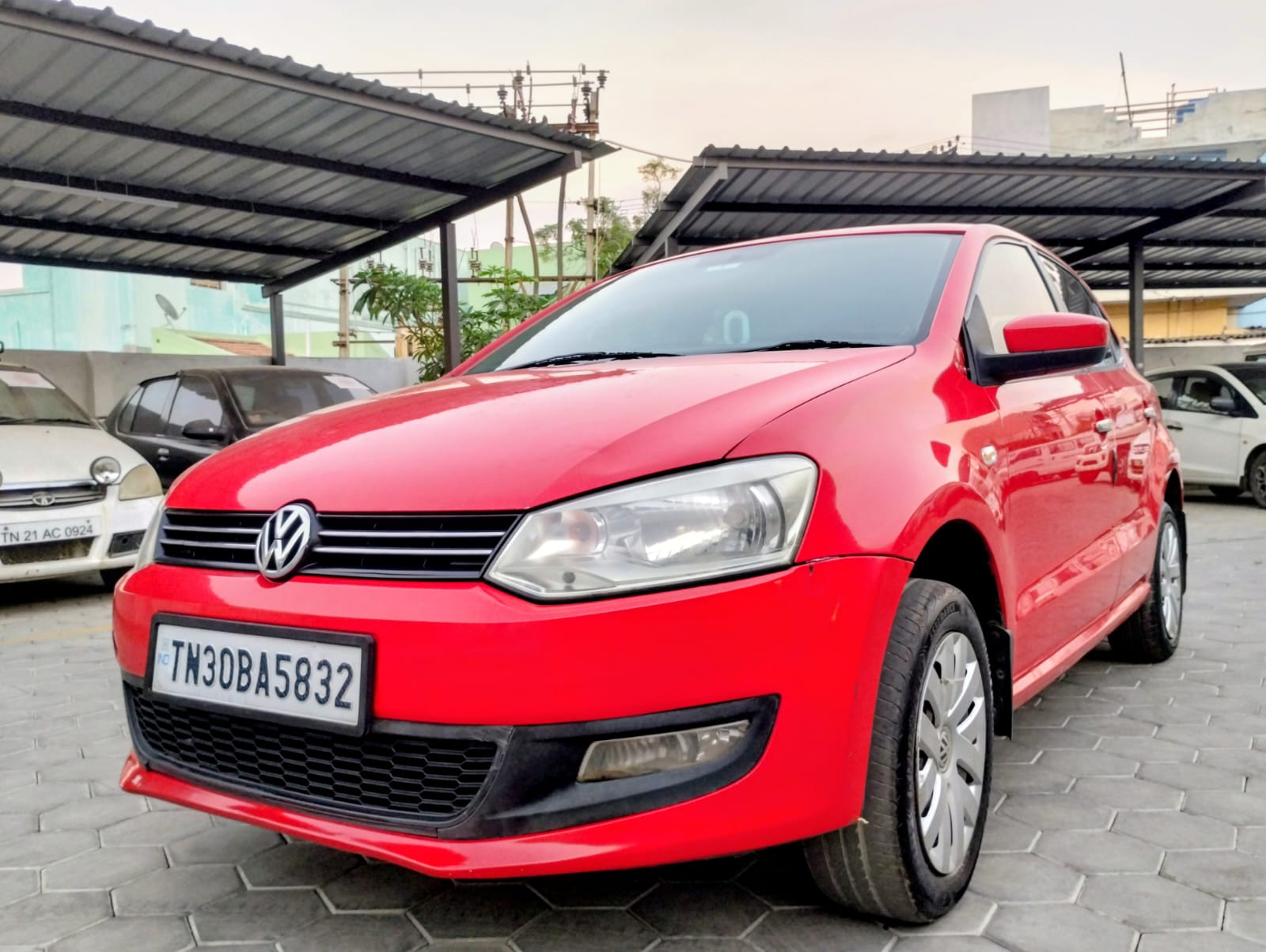 Volkswagen Polo - Image 9