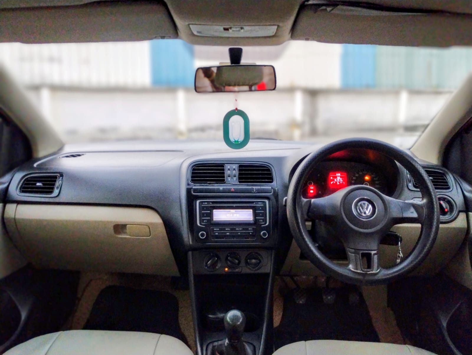 Volkswagen Polo - Image 13