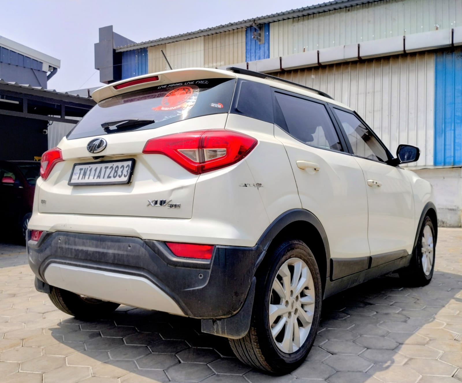 Mahindra XUV300 - Image 4