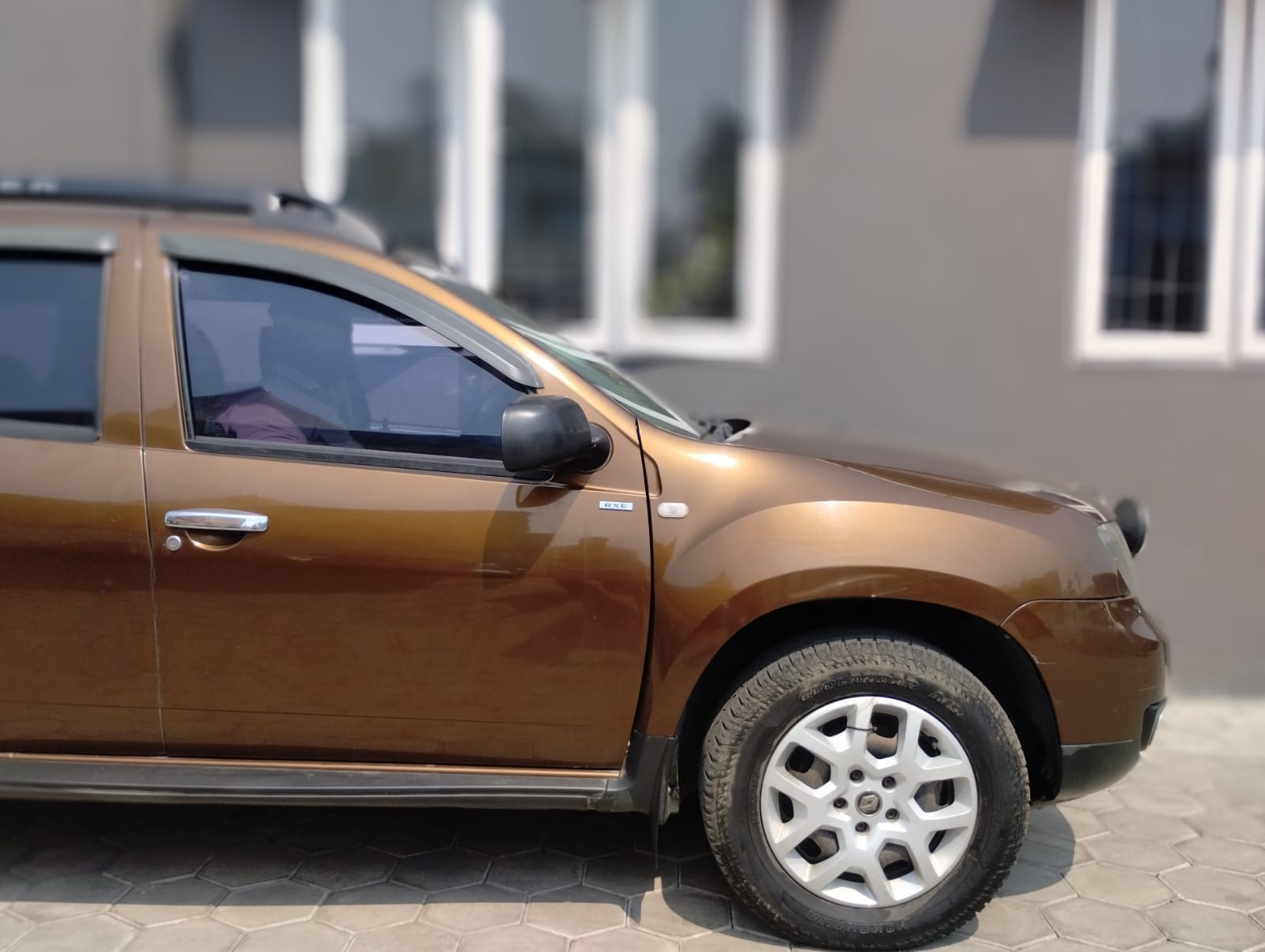 Renault Duster - Image 8