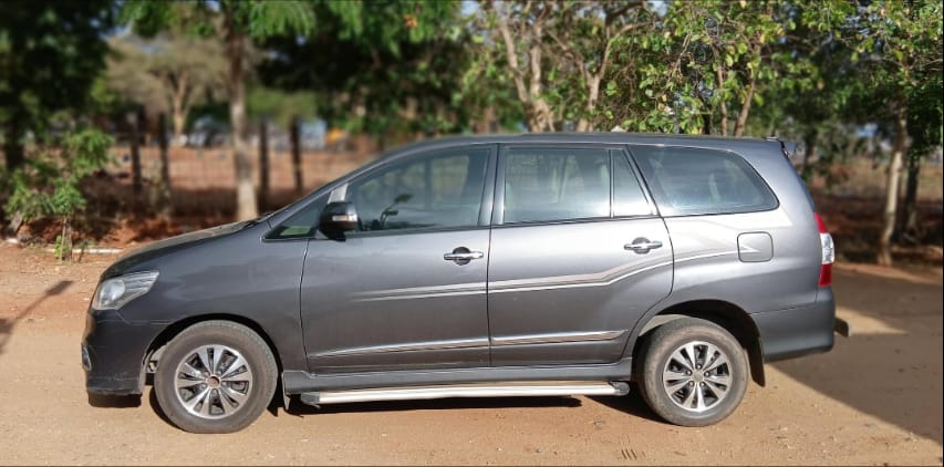 Toyota Innova - Image 4