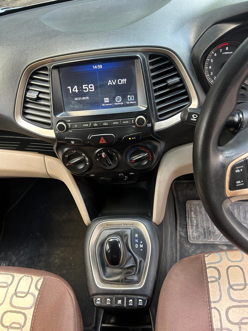 Hyundai Santro - Image 8