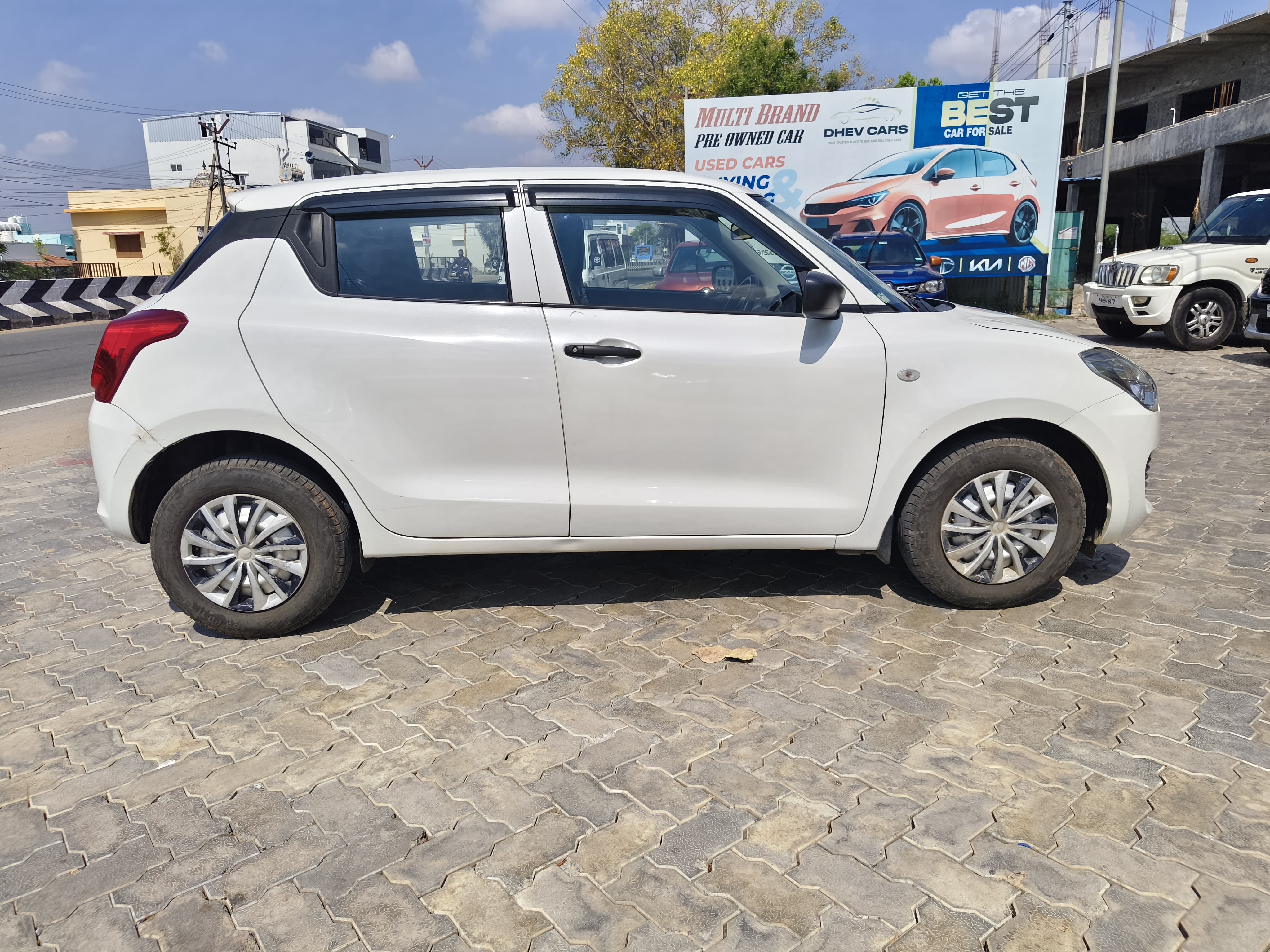 Maruti Suzuki Swift - Image 2