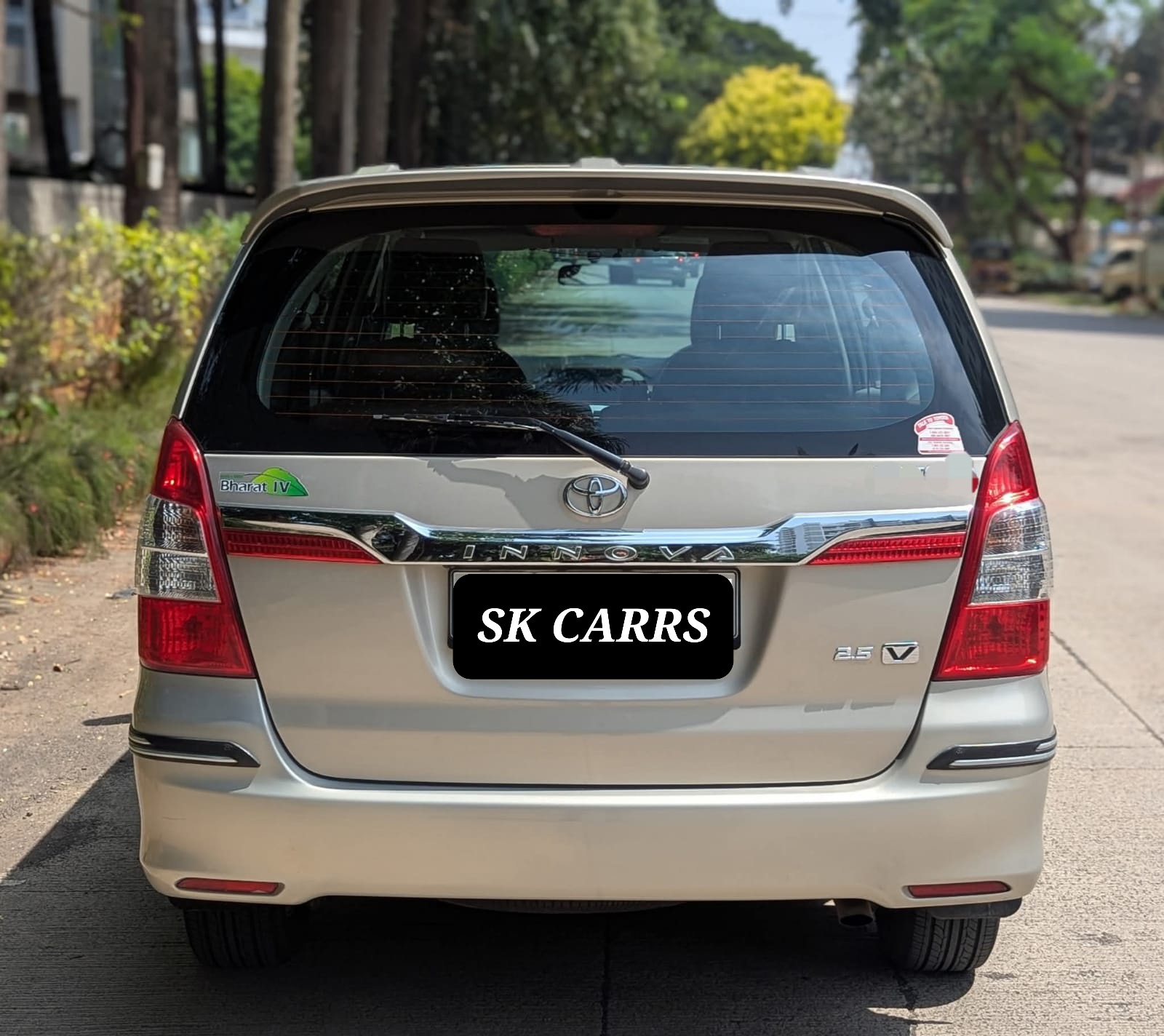 Toyota Innova - Image 6