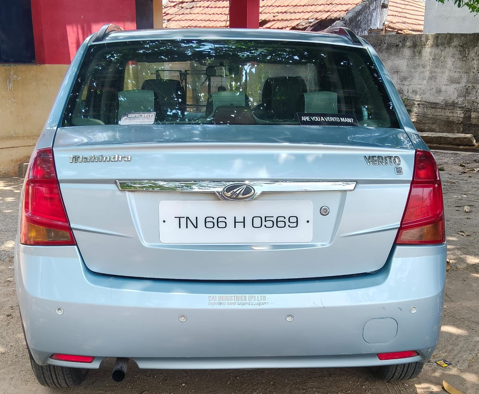 Mahindra Verito - Image 3