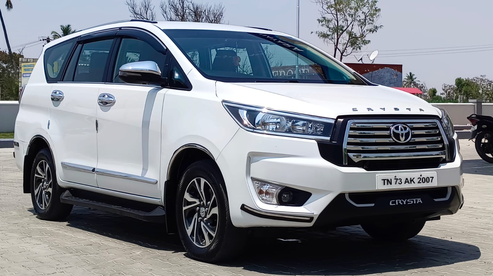 Toyota Innova Crysta - Image 4
