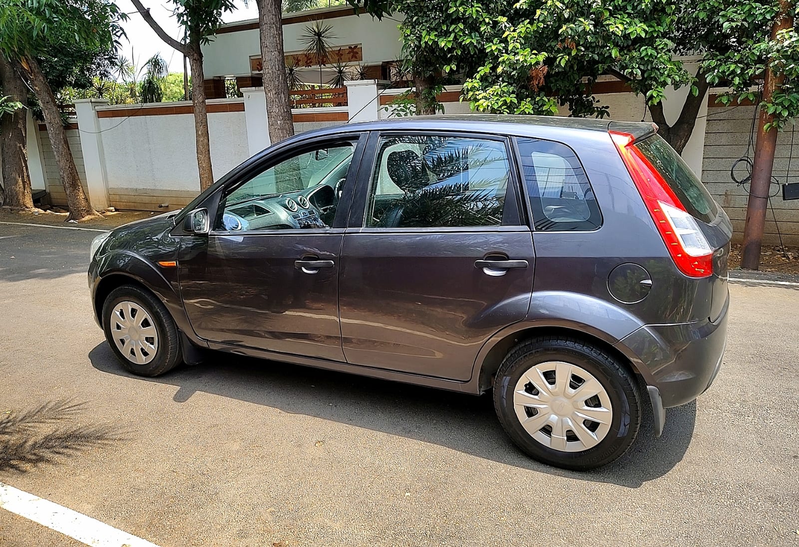 Ford Figo - Image 2