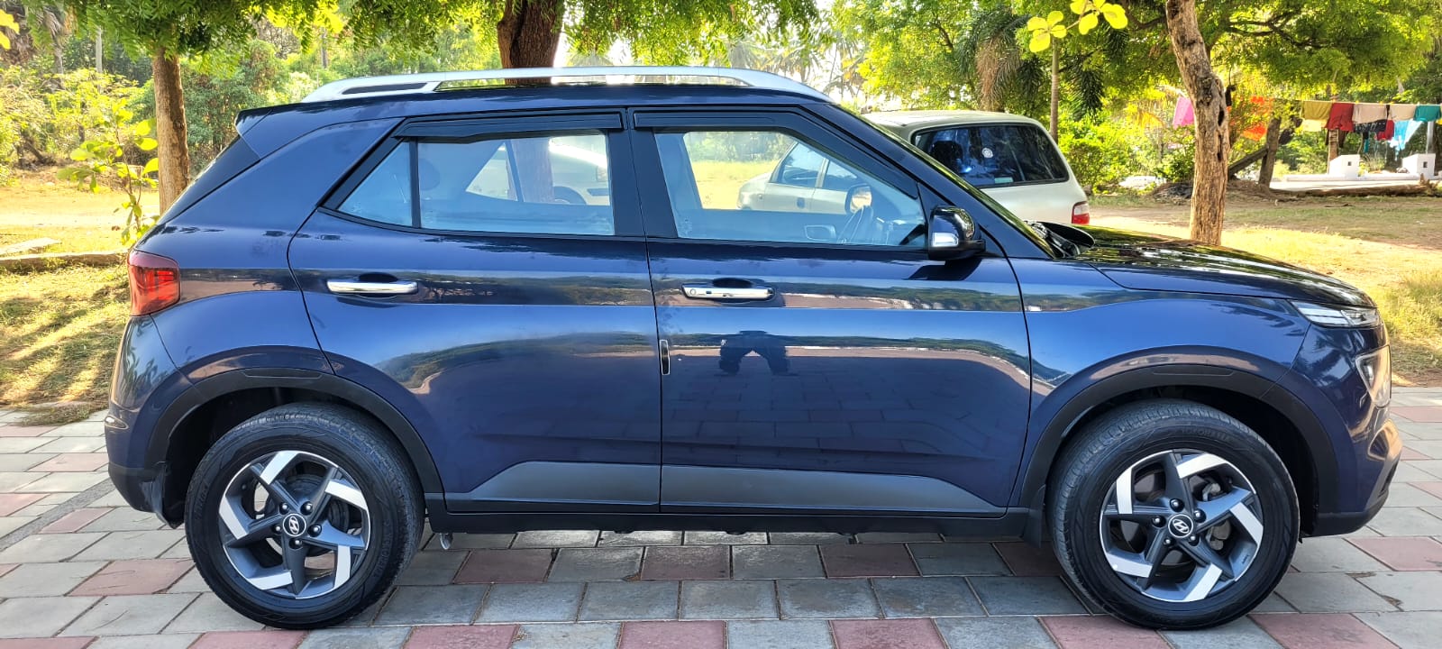 Hyundai Venue - Image 8