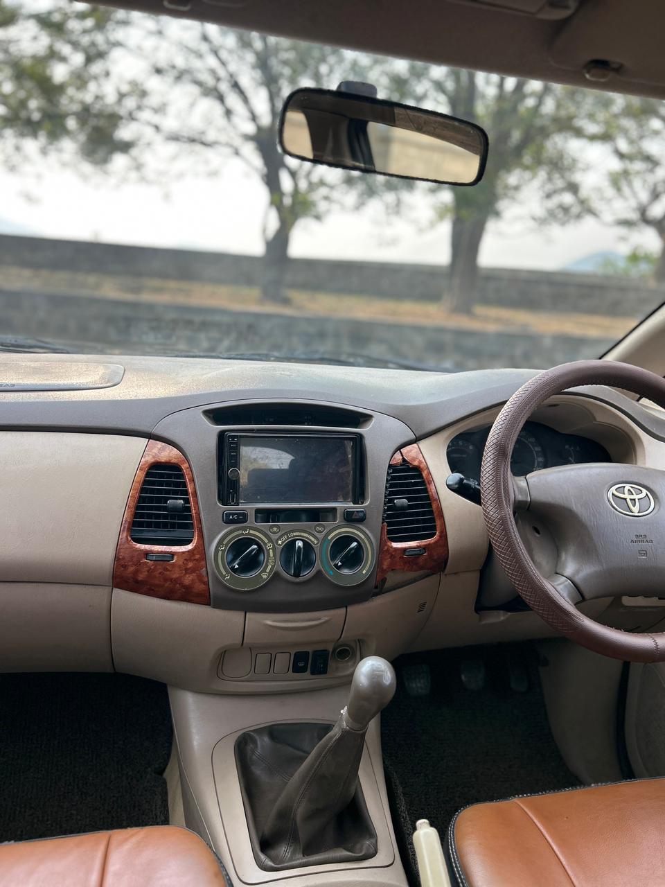 Toyota Innova Crysta - Image 4