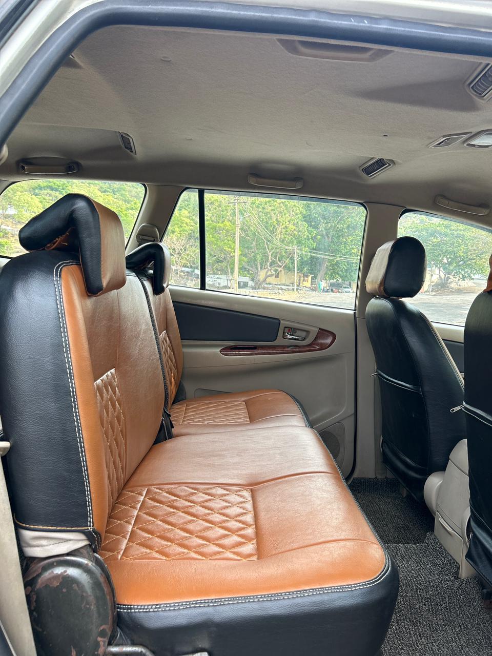 Toyota Innova - Image 10