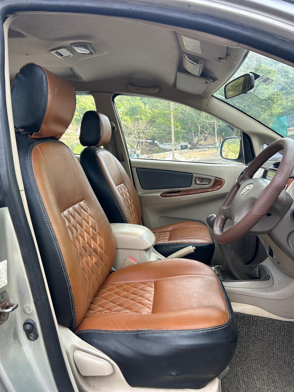 Toyota Innova - Image 9