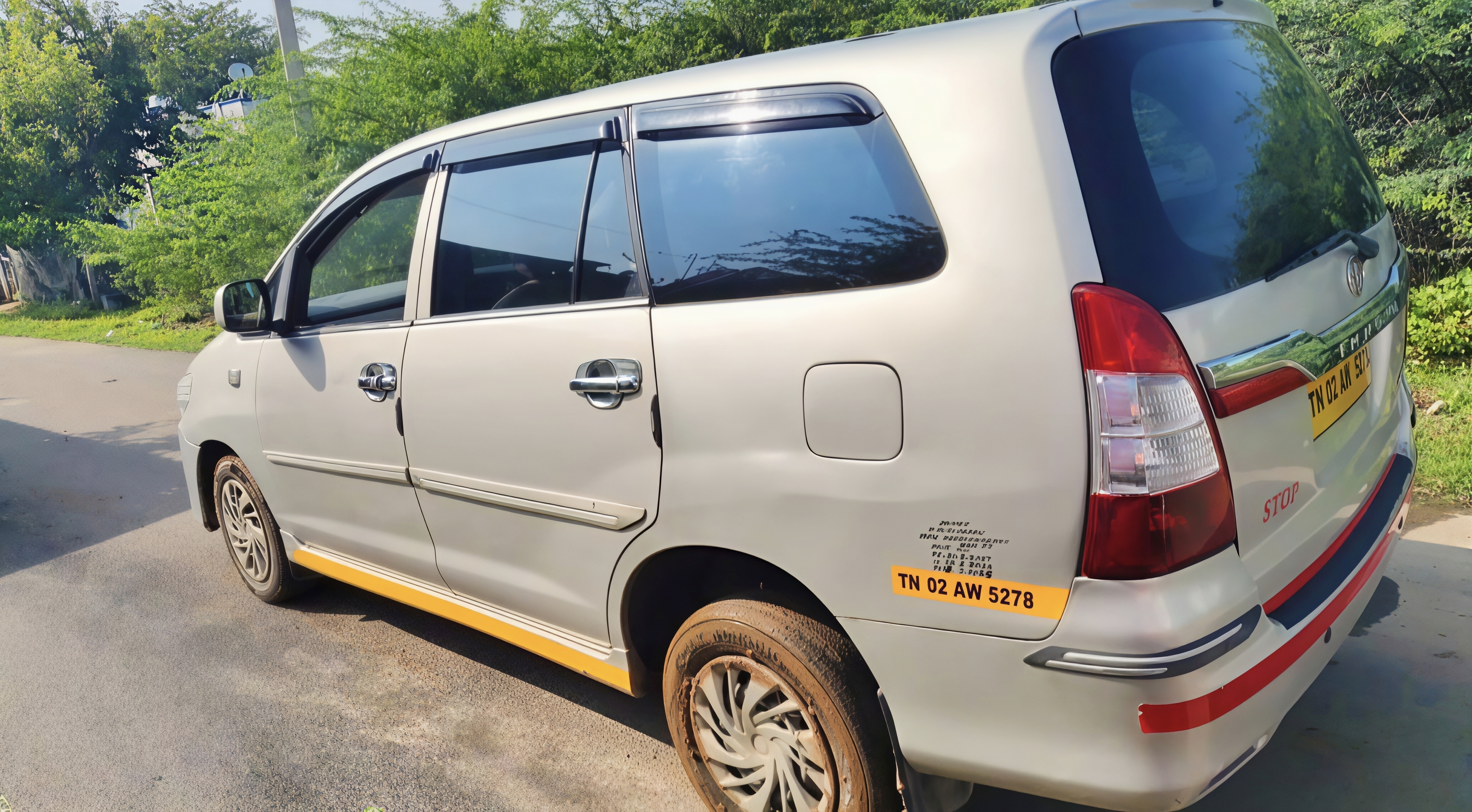 Toyota Innova - Image 4