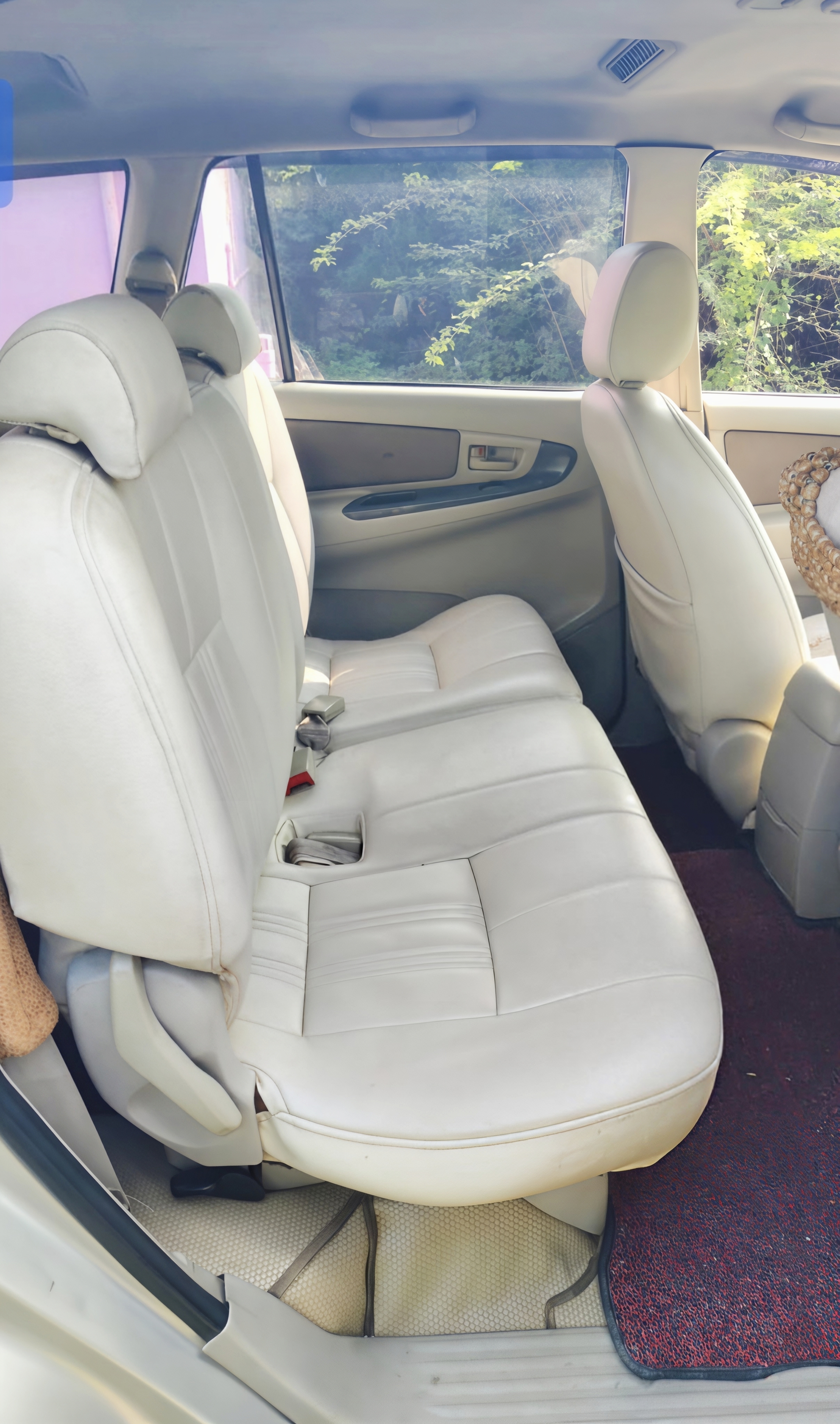 Toyota Innova - Image 7